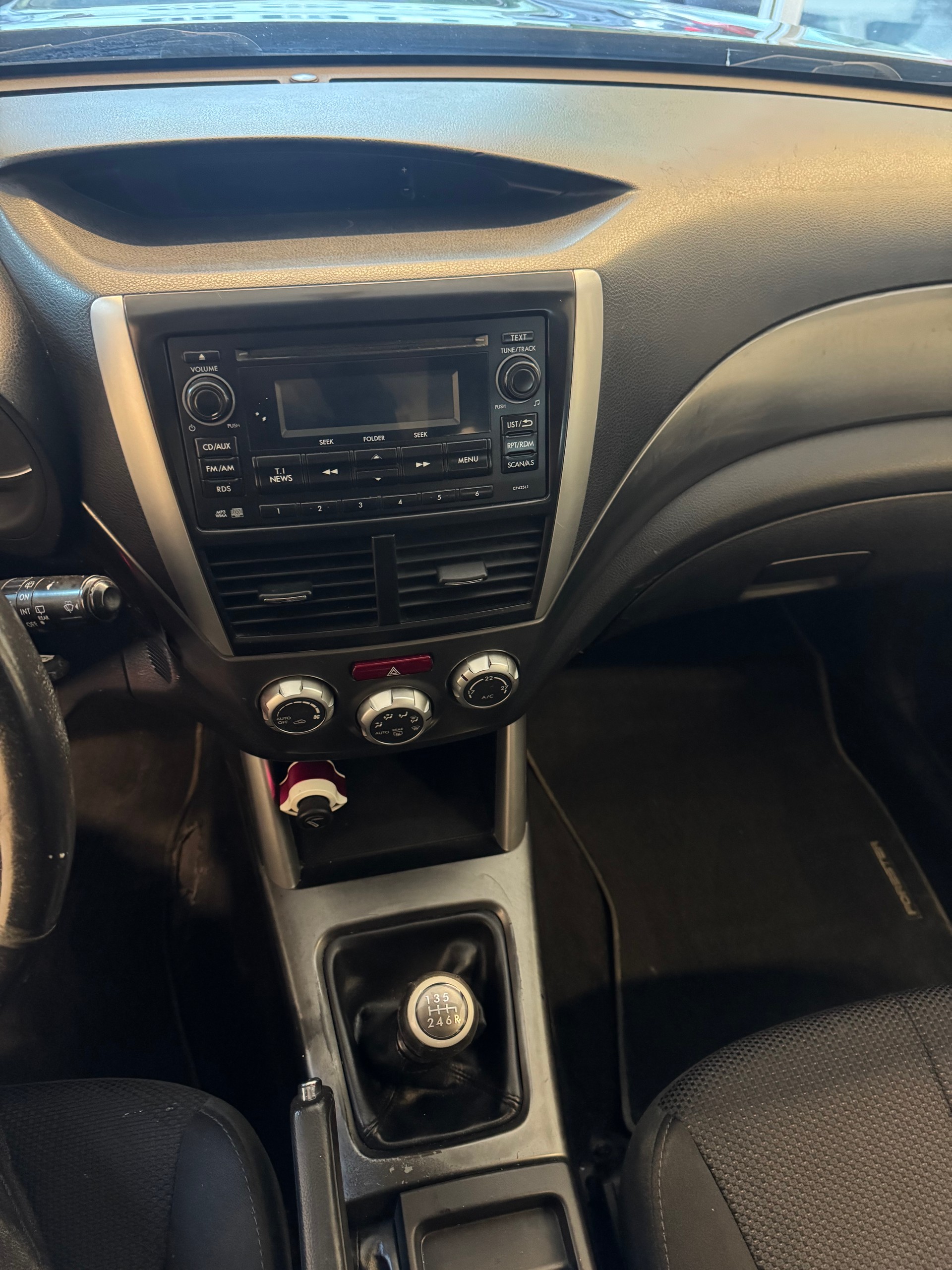SUBARU Forester 2.0D XS Comfort-image-9