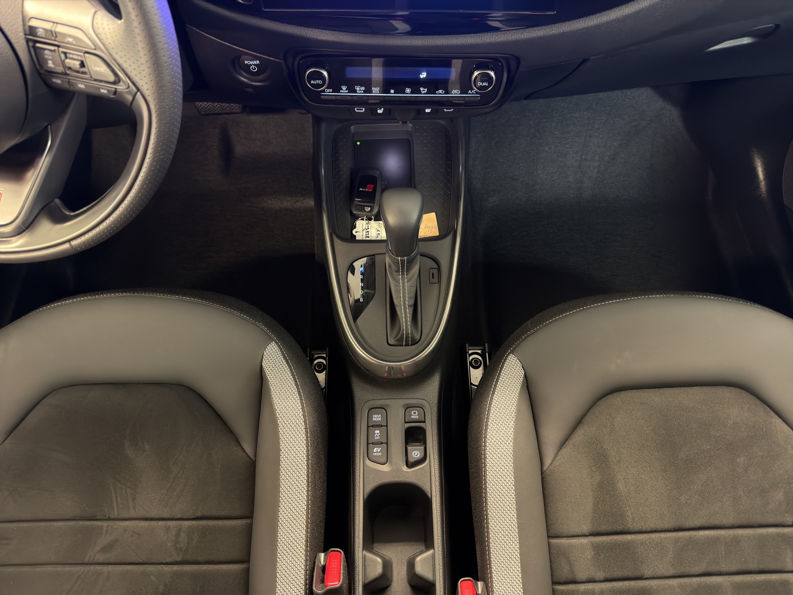 TOYOTA Aygo X 1.5 Sty. e-CVT Tr.-image-14