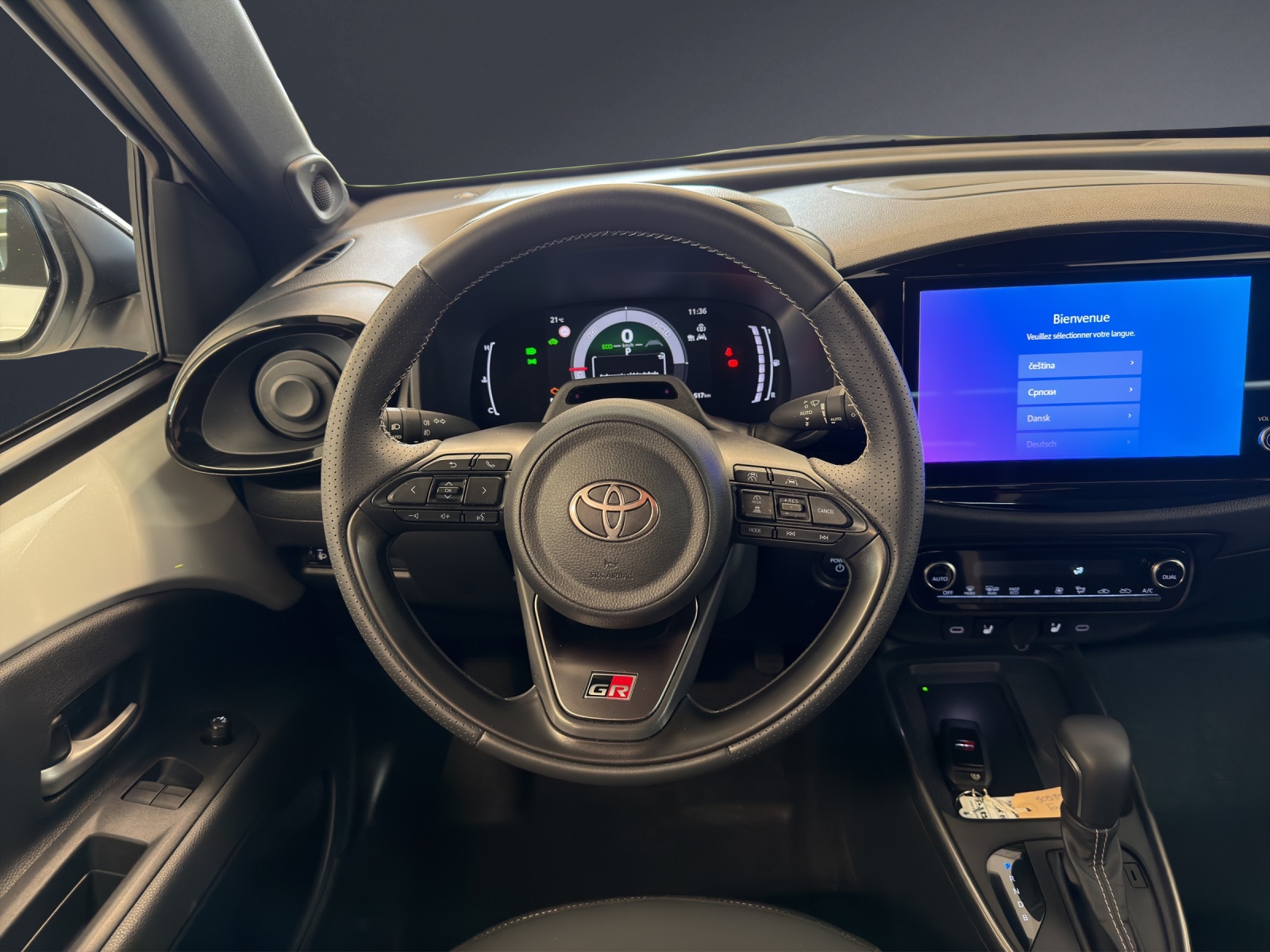 TOYOTA Aygo X 1.5 Sty. e-CVT Tr.-image-12
