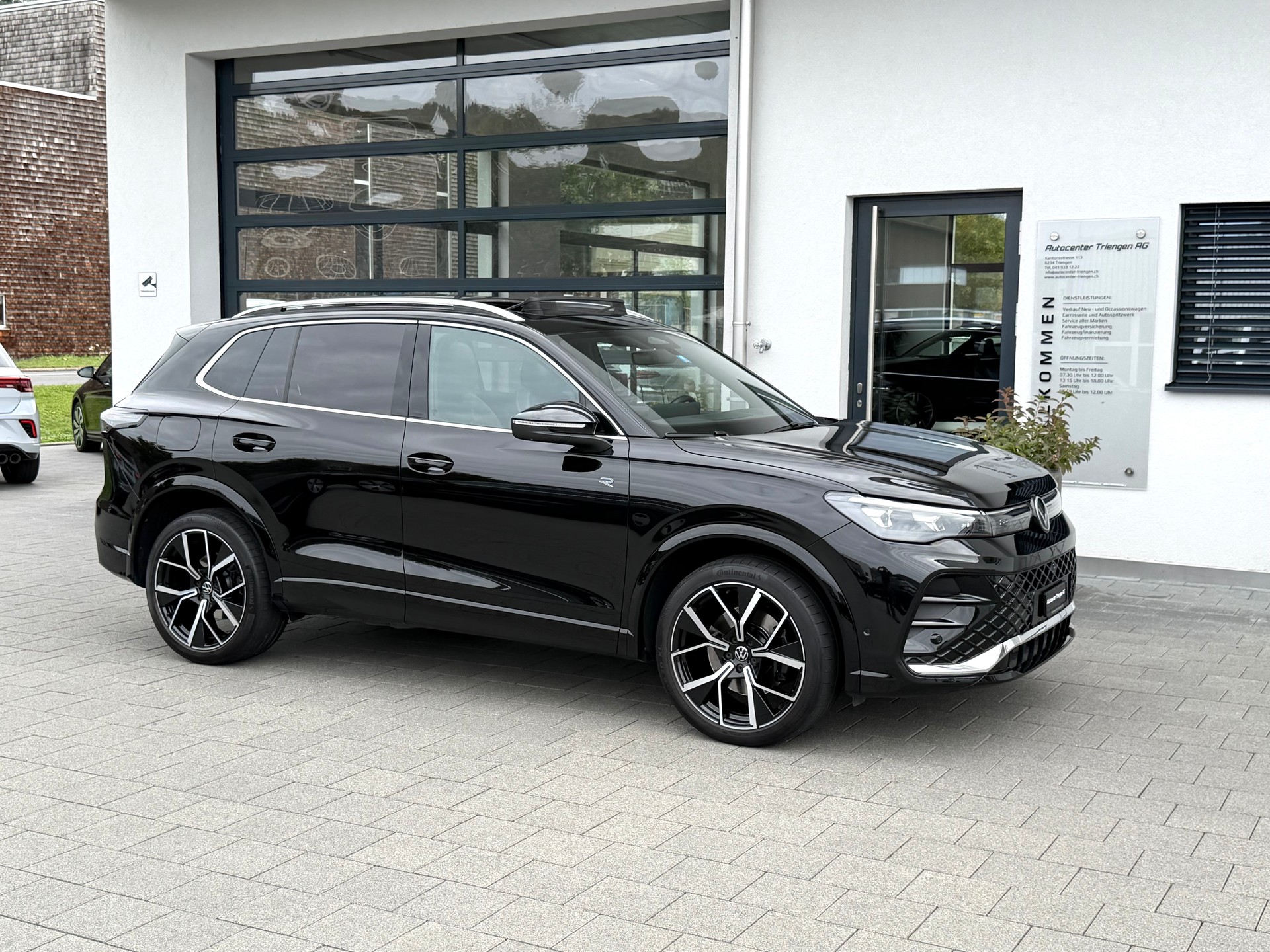 VW Tiguan 2.0 TSI DSG R-Line 4Motion-image-5