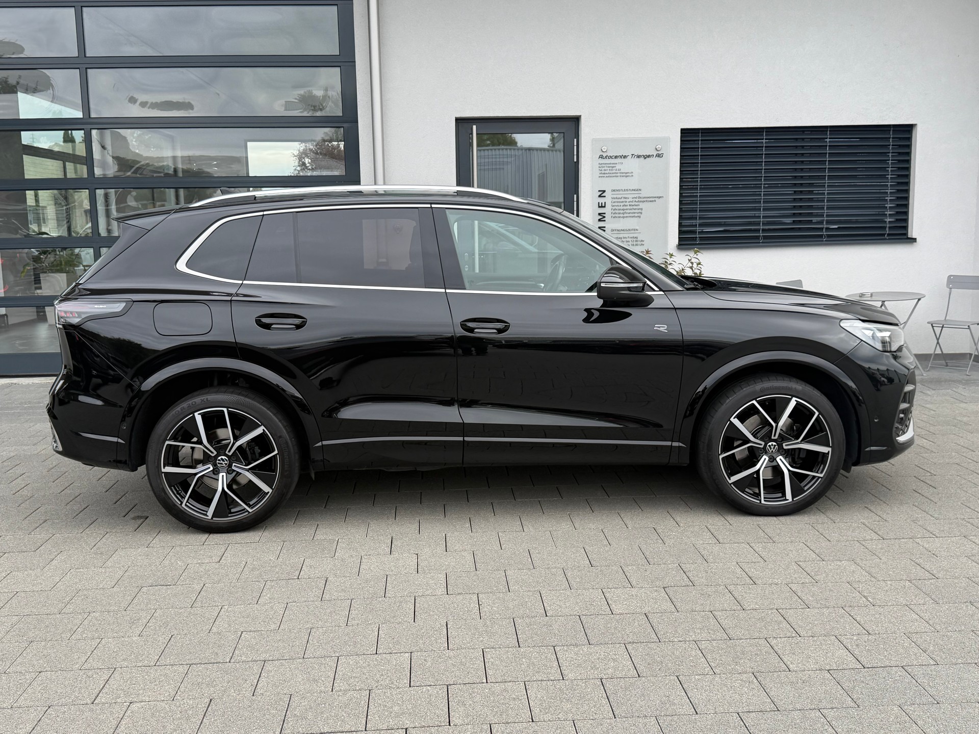 VW Tiguan 2.0 TSI DSG R-Line 4Motion-image-6