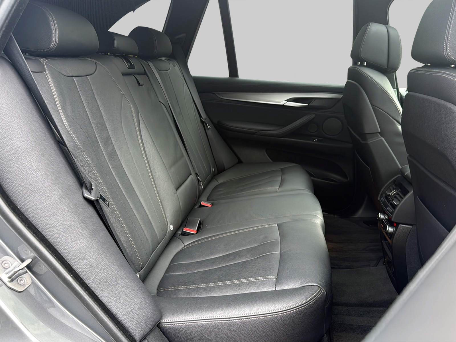 BMW X5 xDrive 30d Steptronic-image-18