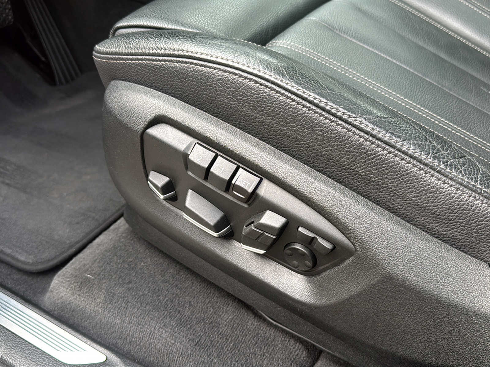 BMW X5 xDrive 30d Steptronic-image-9