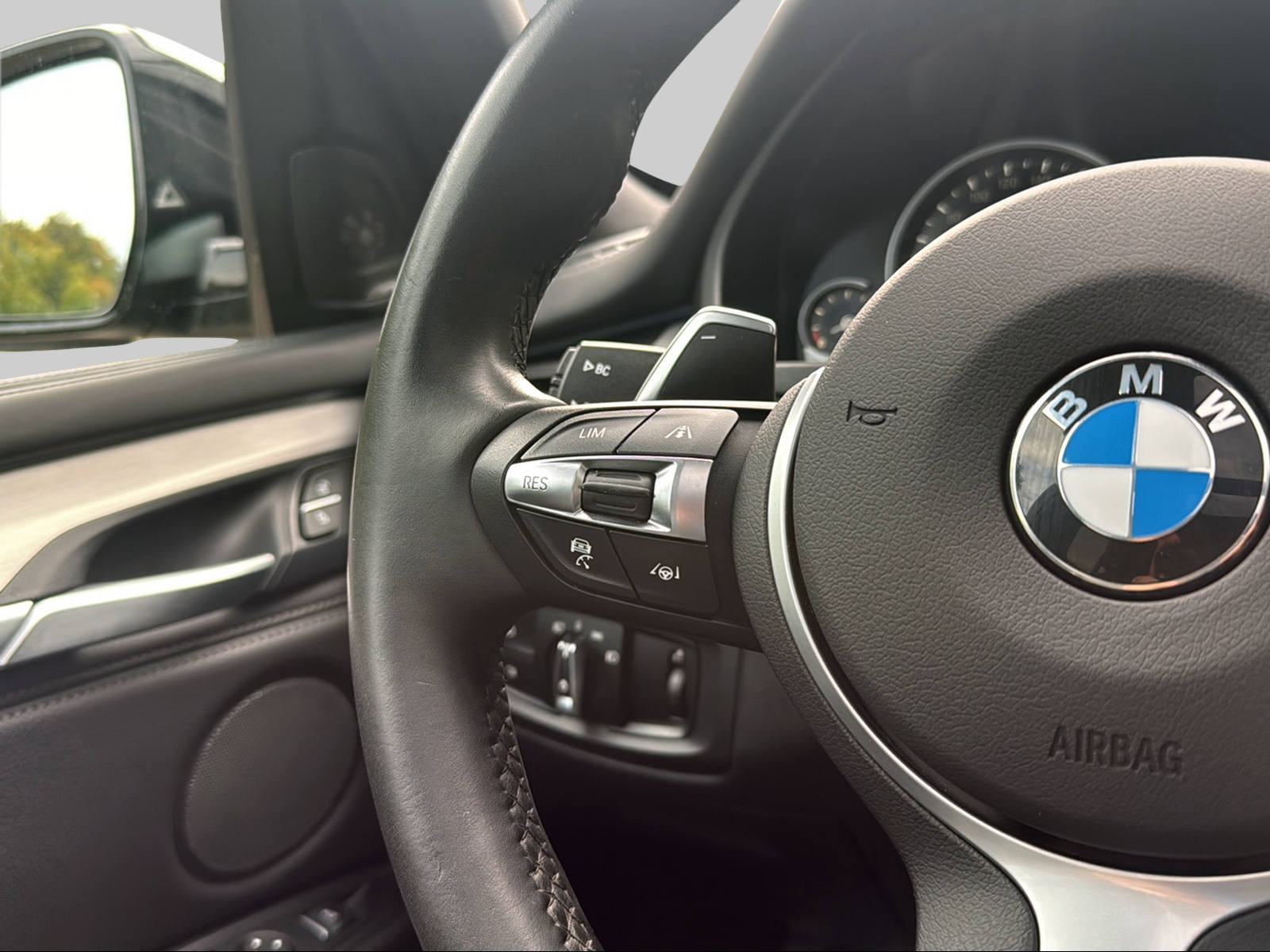 BMW X5 xDrive 30d Steptronic-image-11