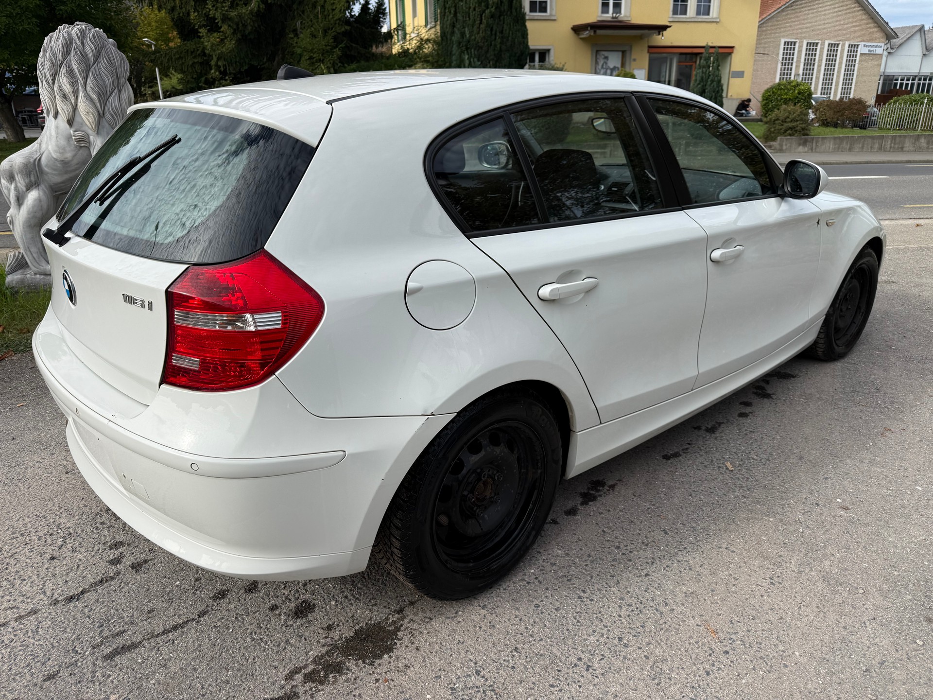 BMW 116i-image-5