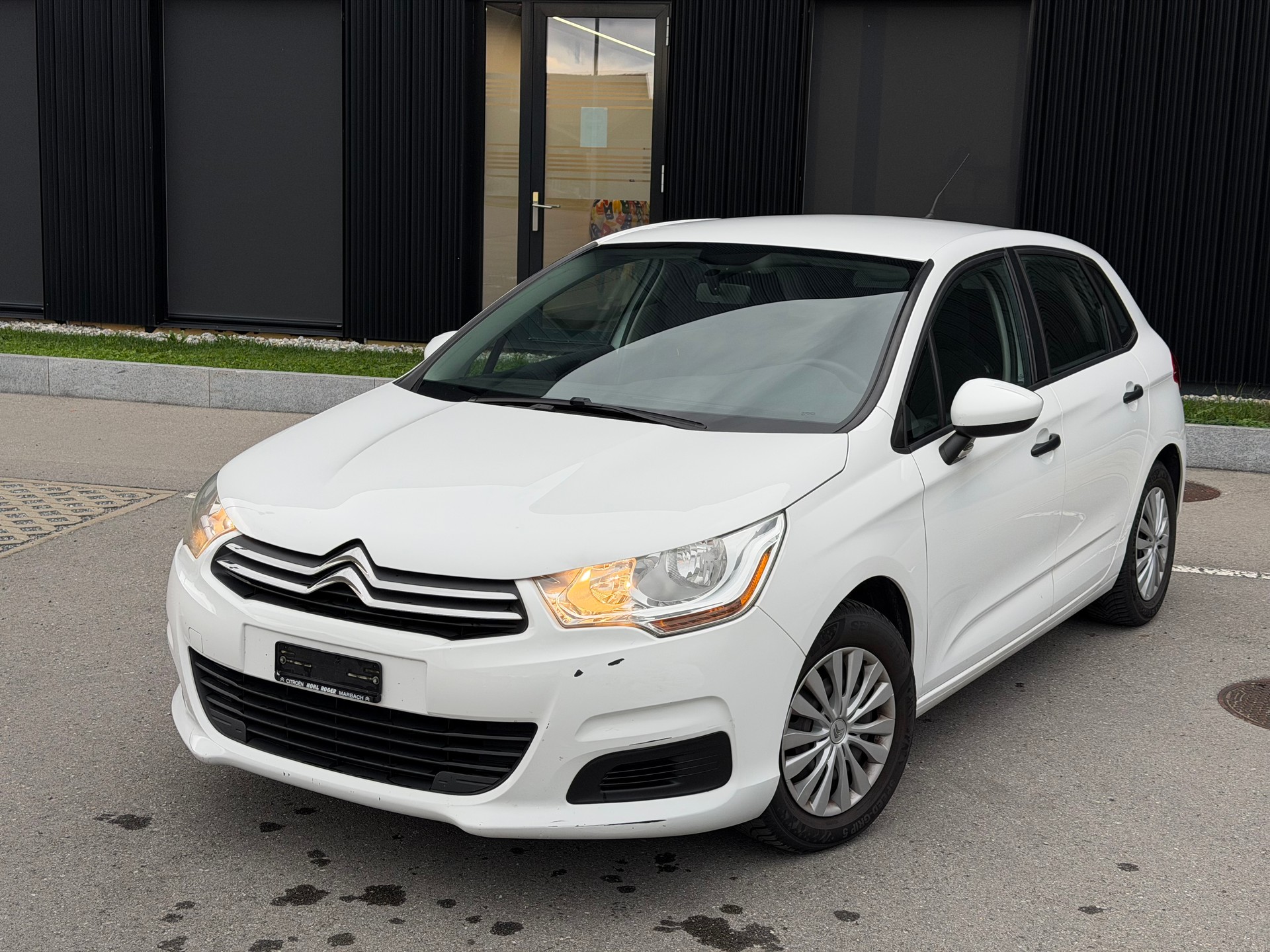 CITROEN C4 1.4 VTi Live-image-12