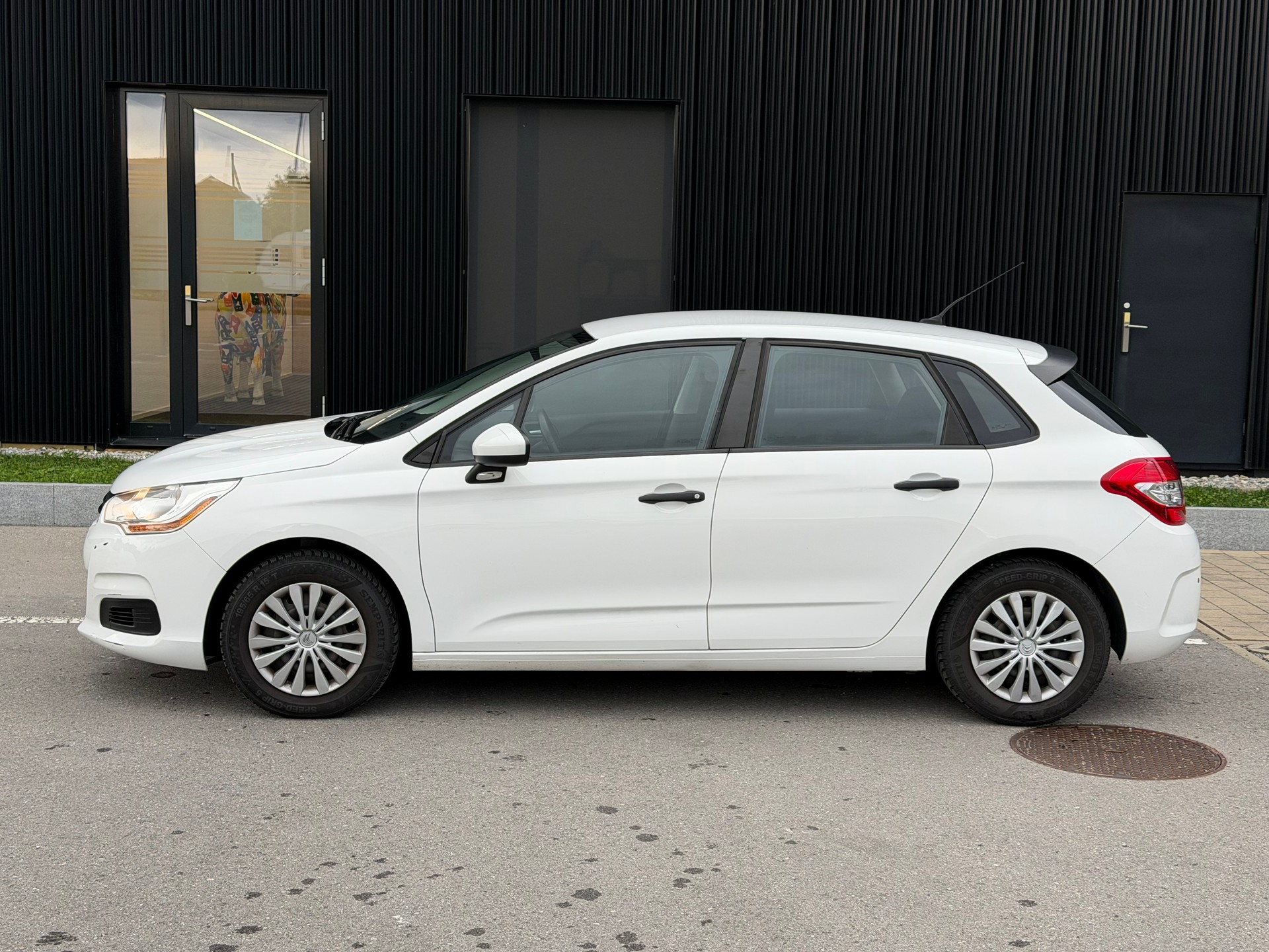 CITROEN C4 1.4 VTi Live-image-2