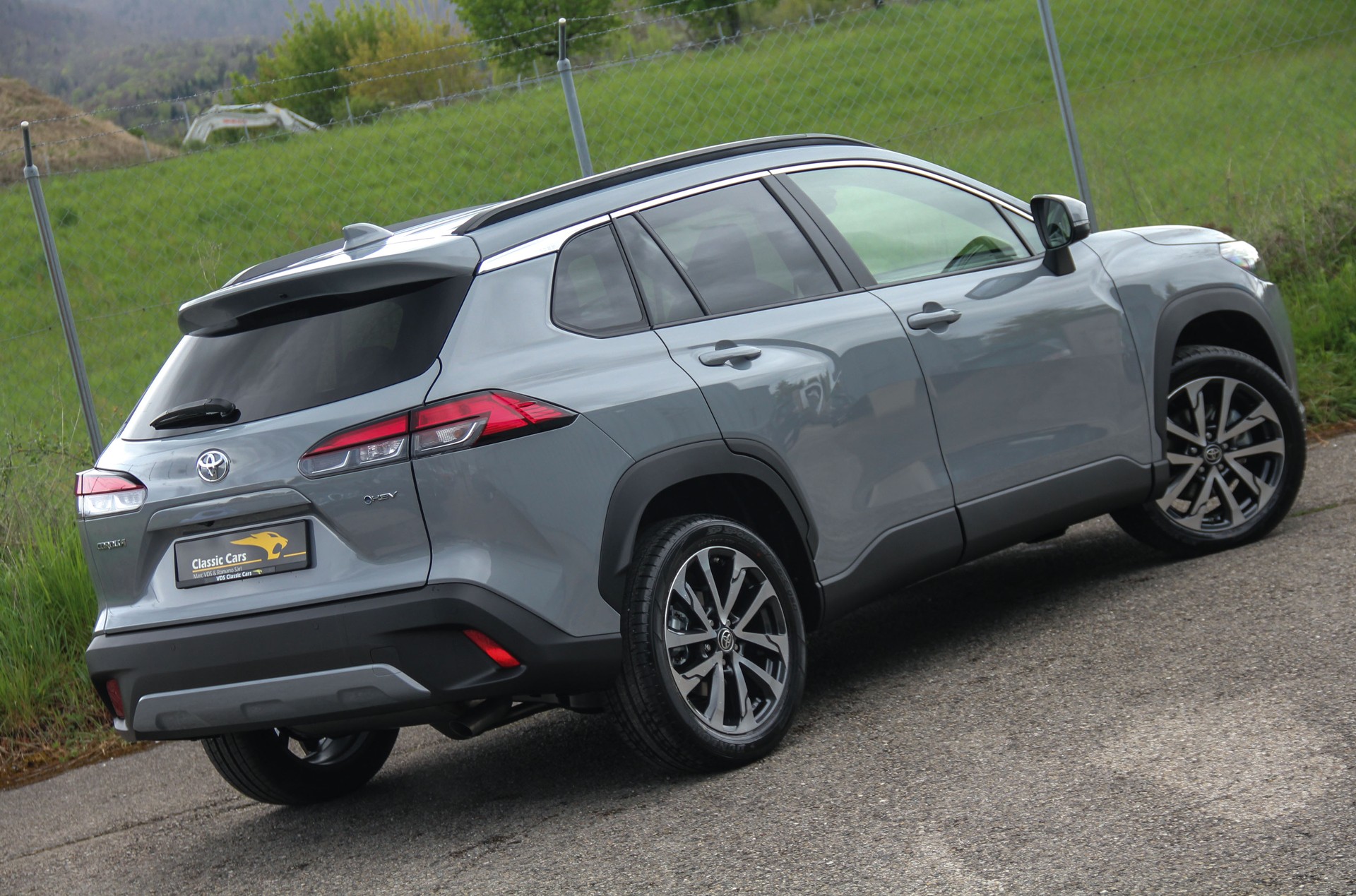TOYOTA Corolla Cross 2.0 Trend e-CVT ⭐⭐⭐⭐⭐-showroom-element-1