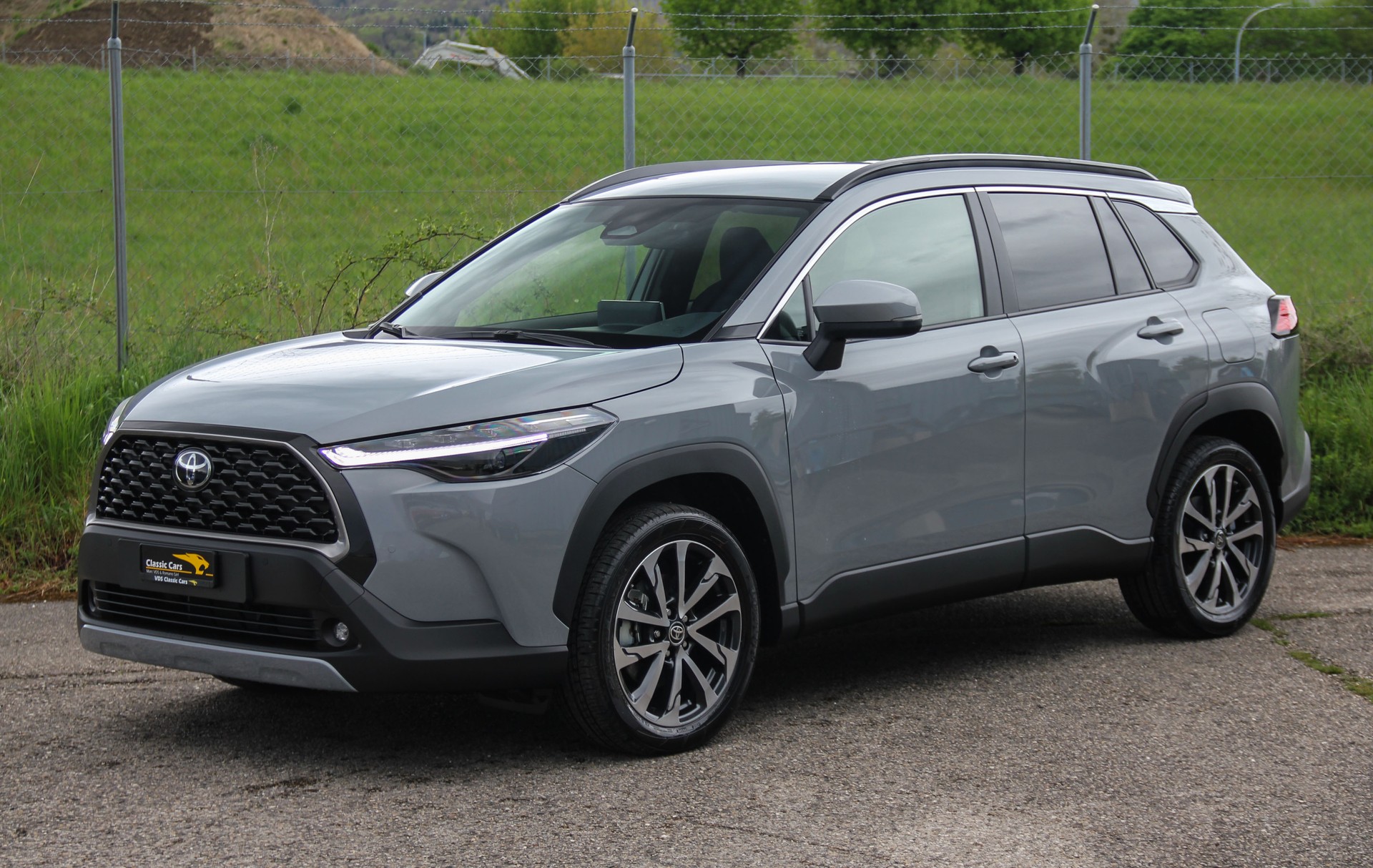 TOYOTA Corolla Cross 2.0 Trend e-CVT ⭐⭐⭐⭐⭐-showroom-element-2
