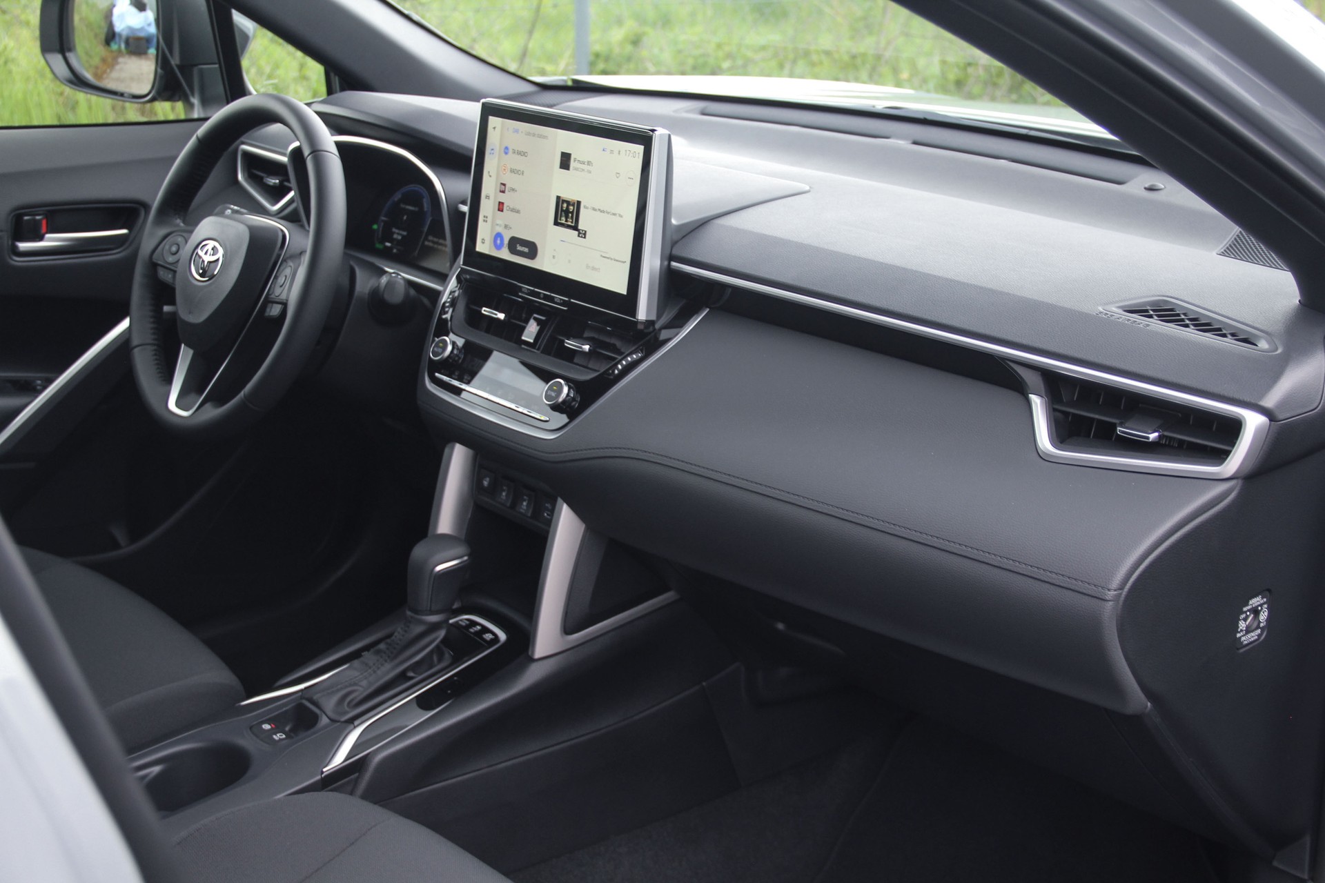 TOYOTA Corolla Cross 2.0 Trend e-CVT ⭐⭐⭐⭐⭐-image-8