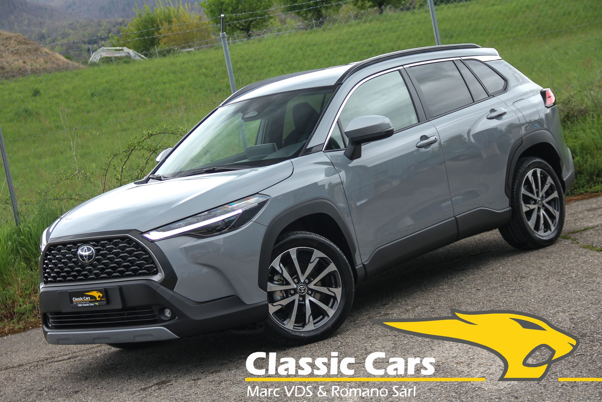 TOYOTA Corolla Cross 2.0 Trend e-CVT ⭐⭐⭐⭐⭐