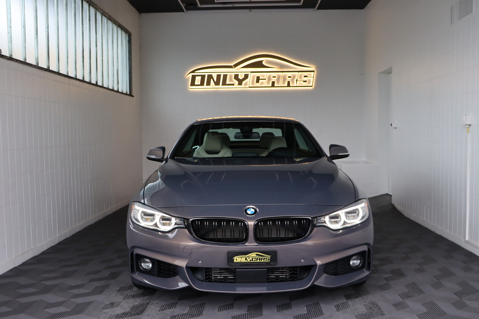BMW 435I CABRIOLET XDRIVE M SPORT STEPTRONIC * VOLLAUSSTATTUNG * INDIVIDUAL * CHF 320.00 IM MONAT OHNE ANZAHLUNG *-image-2