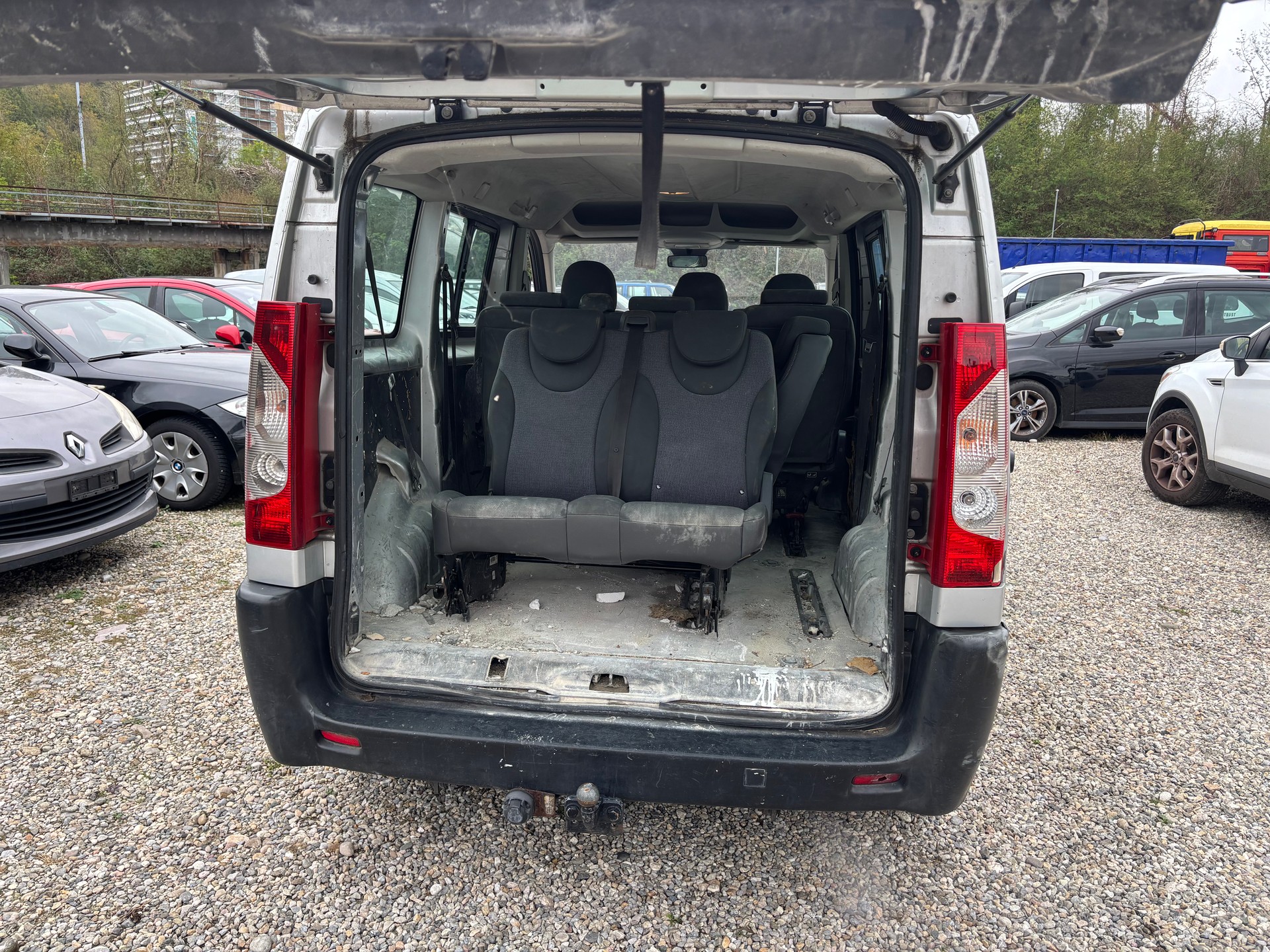PEUGEOT Expert Tepee 2.0 HDi Confort L1-image-6