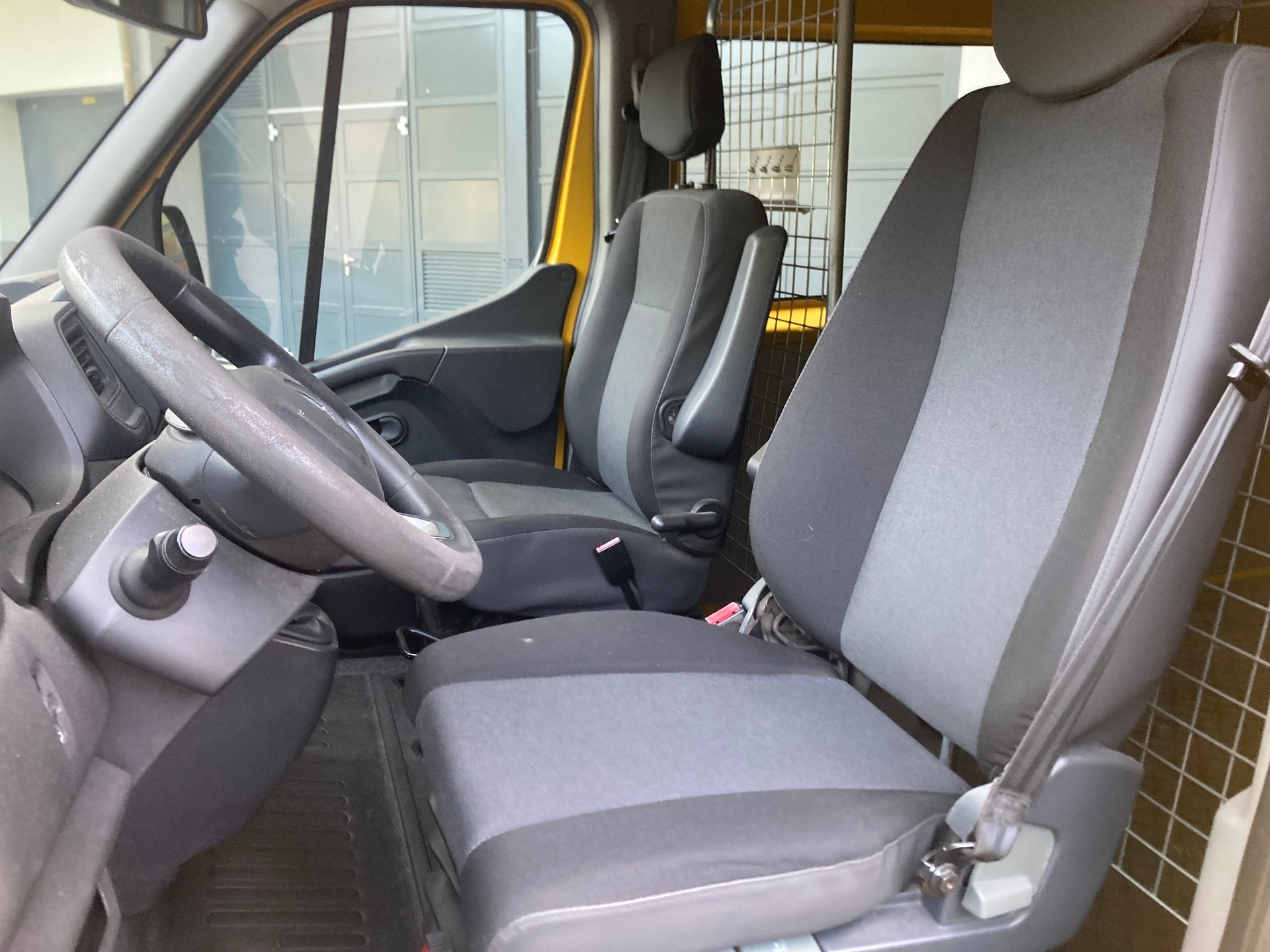 RENAULT Master T35 2.3dCi 135 L3H3-image-11
