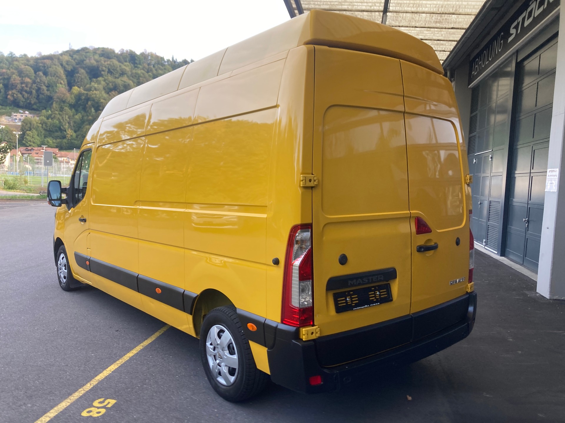 RENAULT Master T35 2.3dCi 135 L3H3-image-6