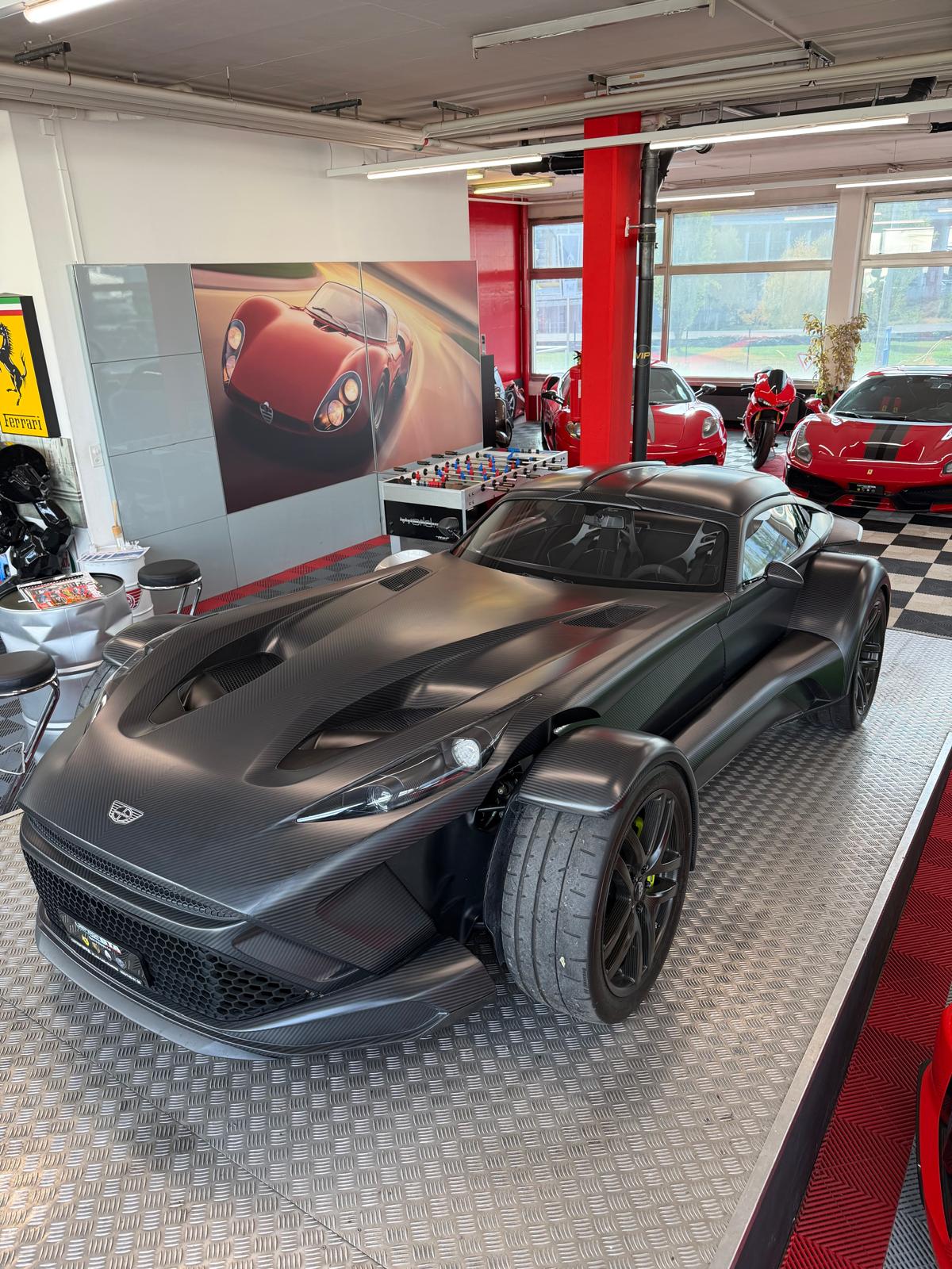 Car photo