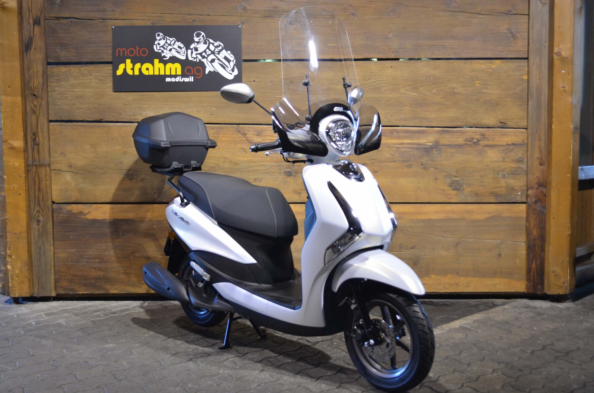 YAMAHA XC D'elight 125