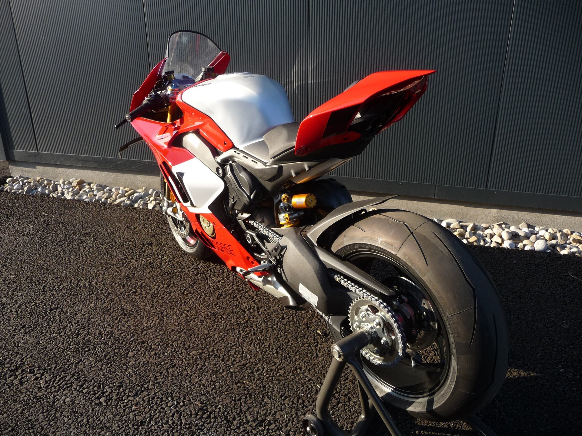 DUCATI PANIGALE V4 R-image-5