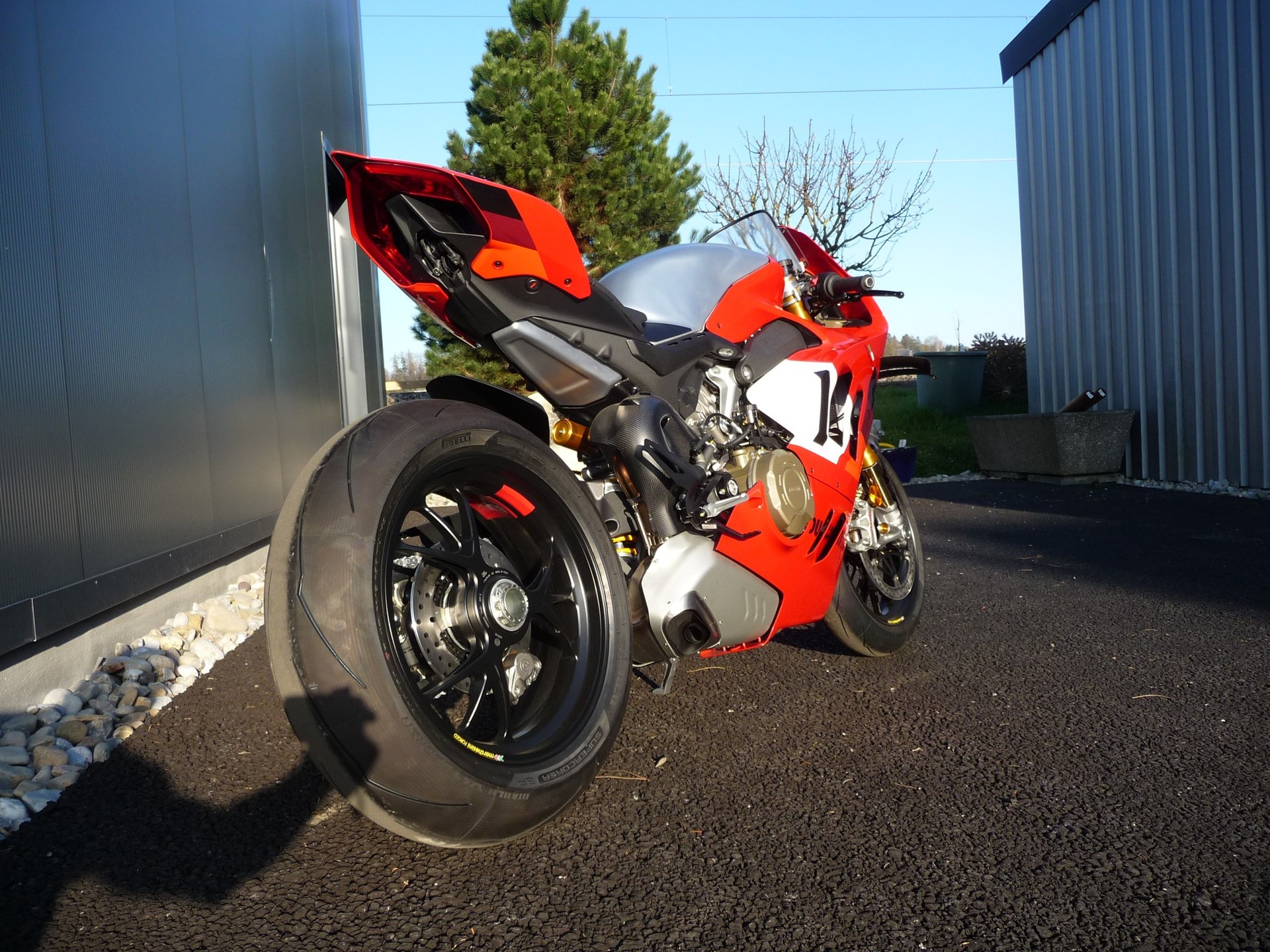 DUCATI PANIGALE V4 R-image-7