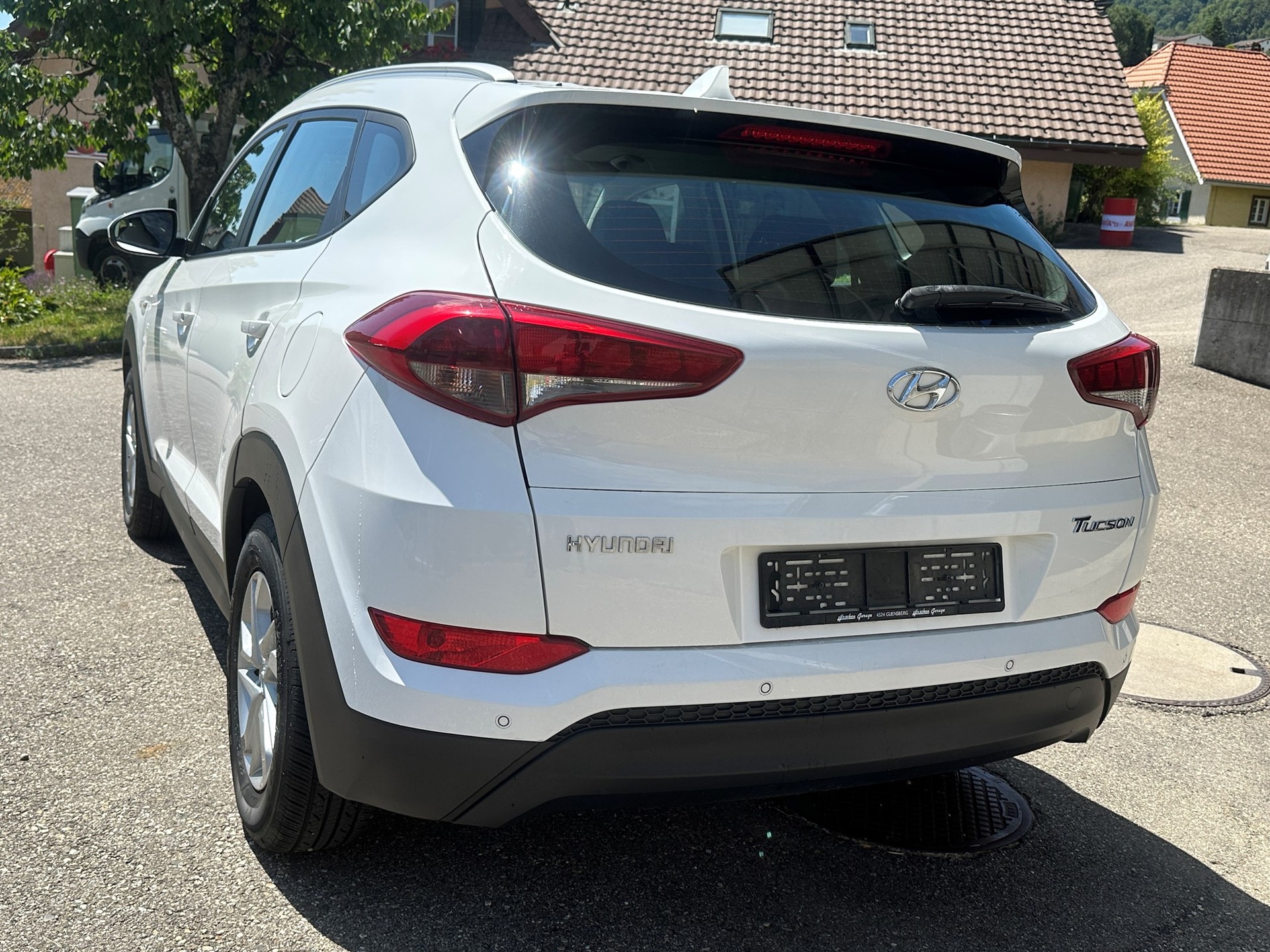 HYUNDAI Tucson 1.7 CRDI Origo 2WD-image-3