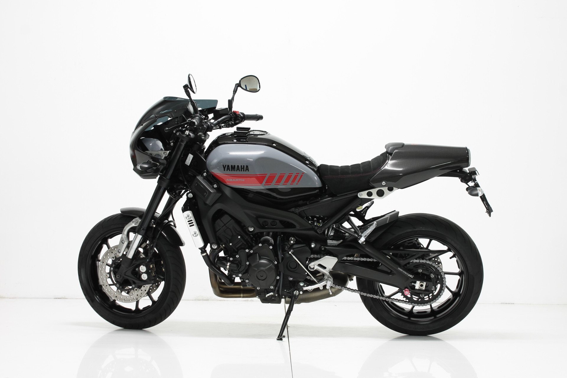 YAMAHA XSR 900 Abarth-image-4
