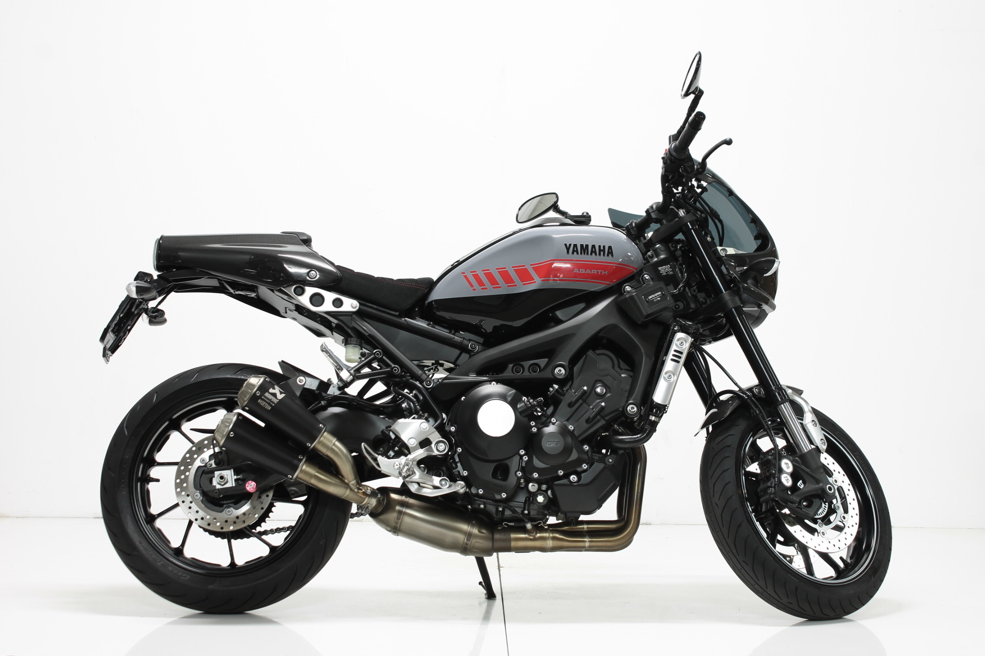 YAMAHA XSR 900 Abarth-image-8