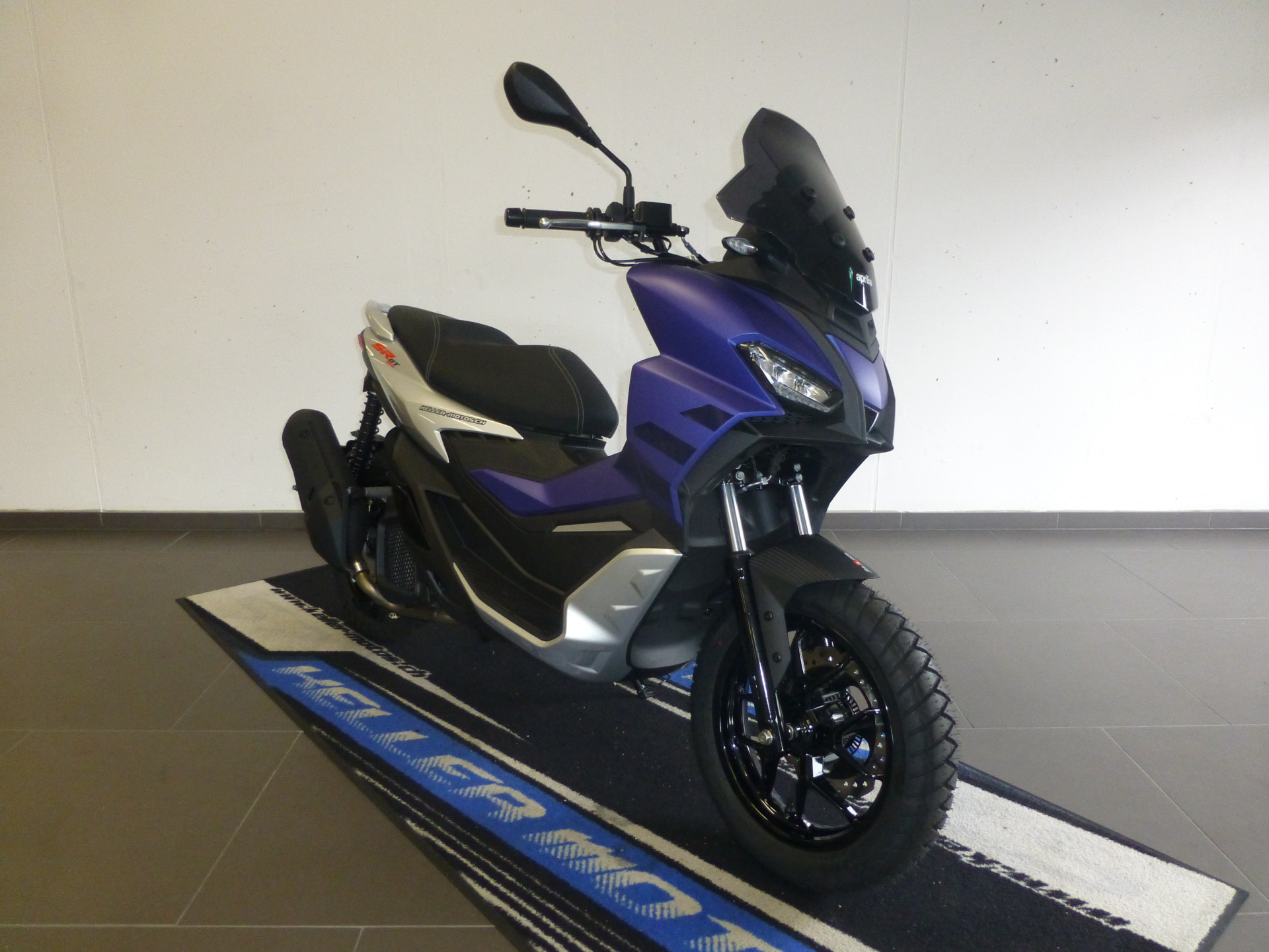APRILIA SR 125 GT Sport ABS-showroom-element-2