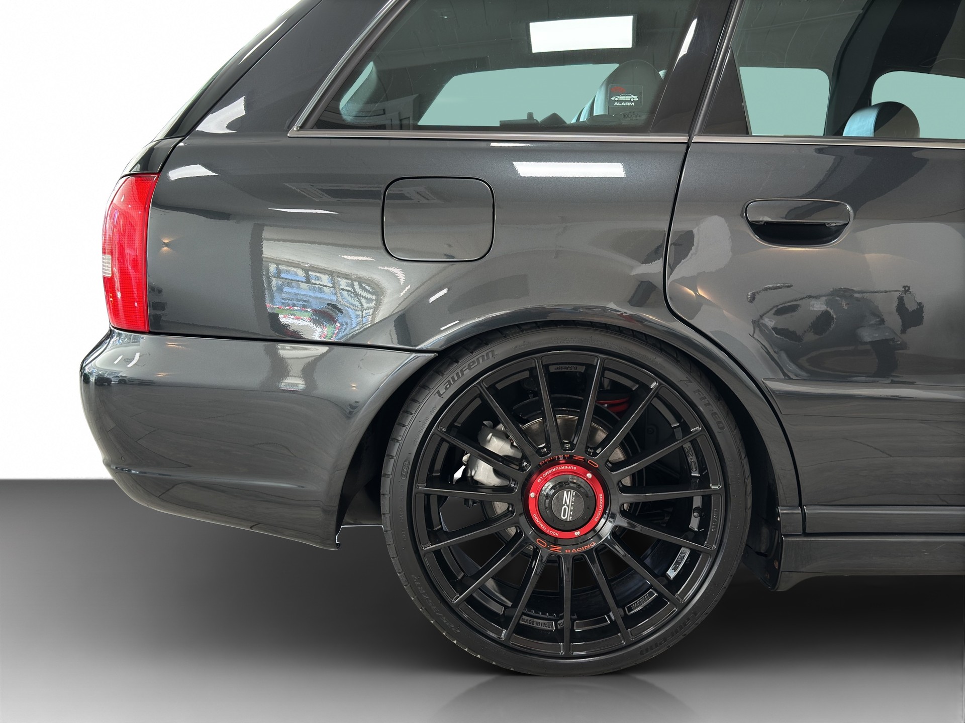 AUDI AUDI S4 Avant Quattro 2.7 V6 Bi-turbo-image-10