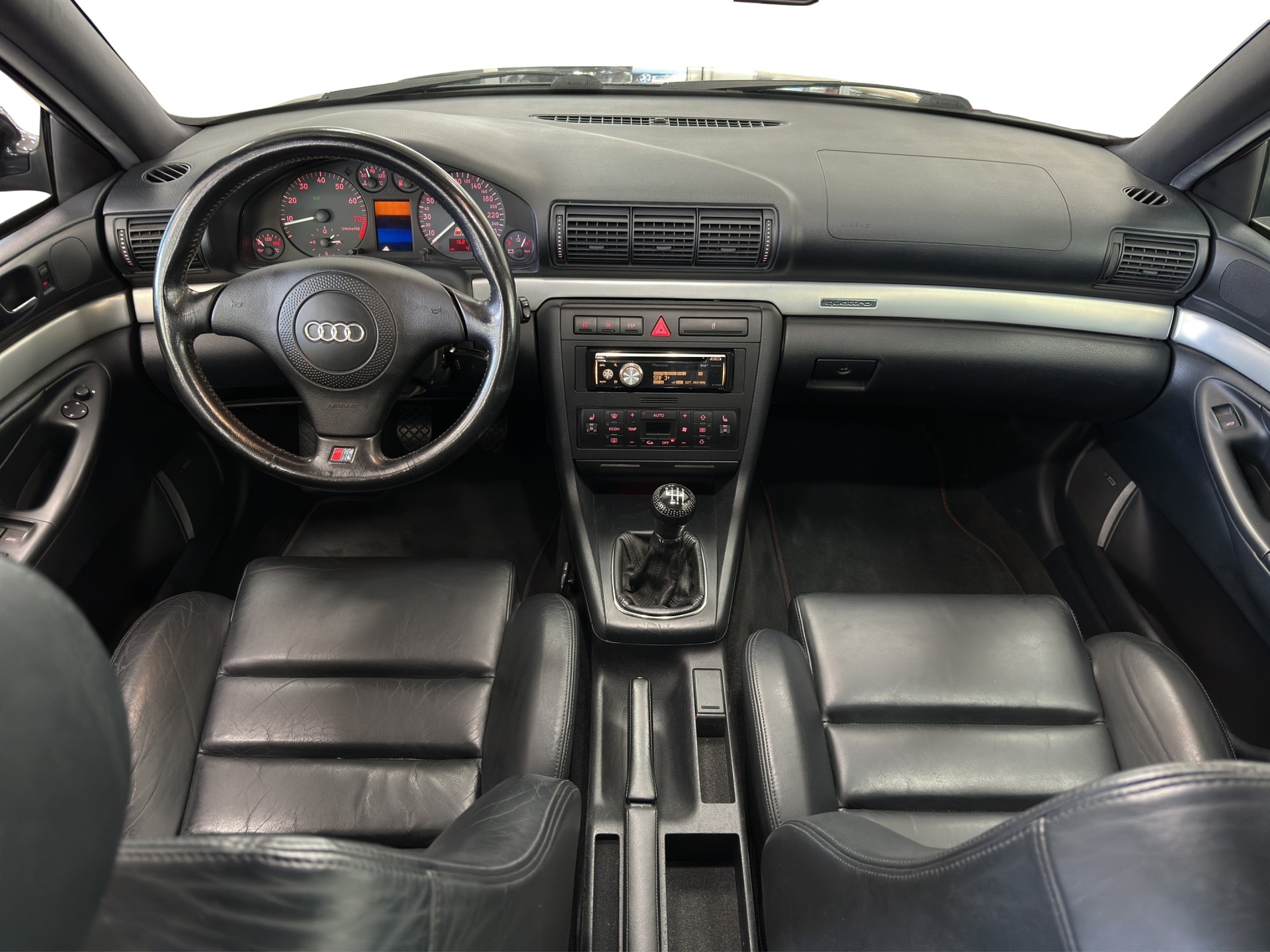 AUDI AUDI S4 Avant Quattro 2.7 V6 Bi-turbo-image-16