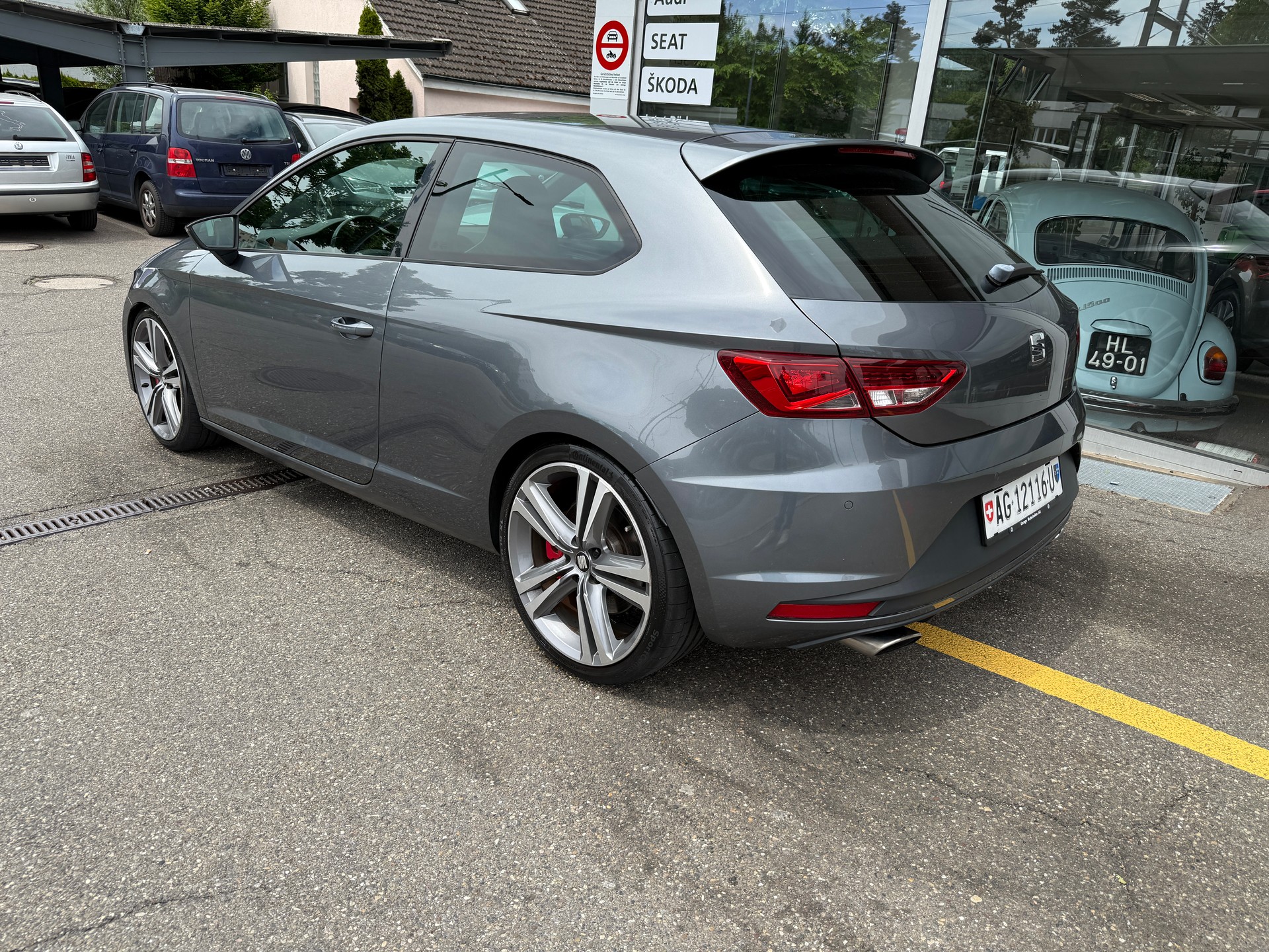 SEAT Leon SC 2.0 TSI Cupra 280PS DSG CH-Auto 63% Rabatt vom Neupreis-image-6