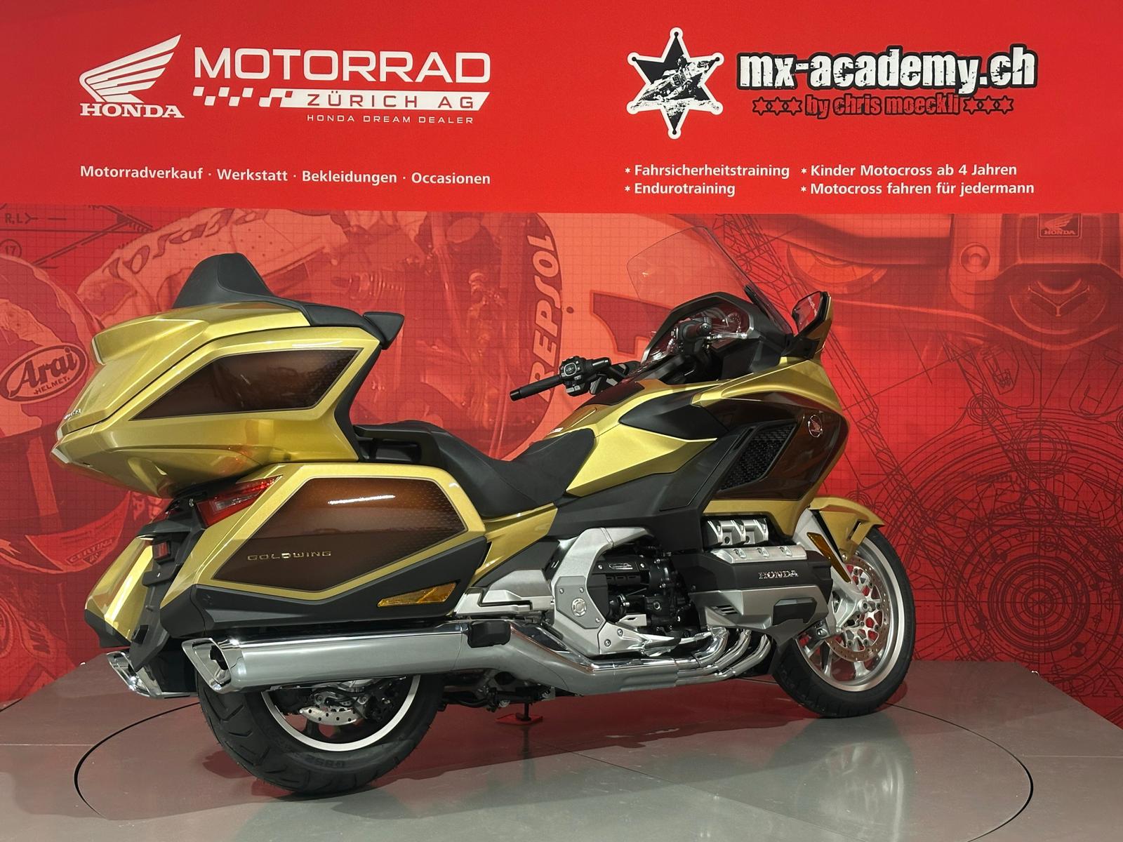 HONDA Gold Wing *Eternal Gold*-image-6