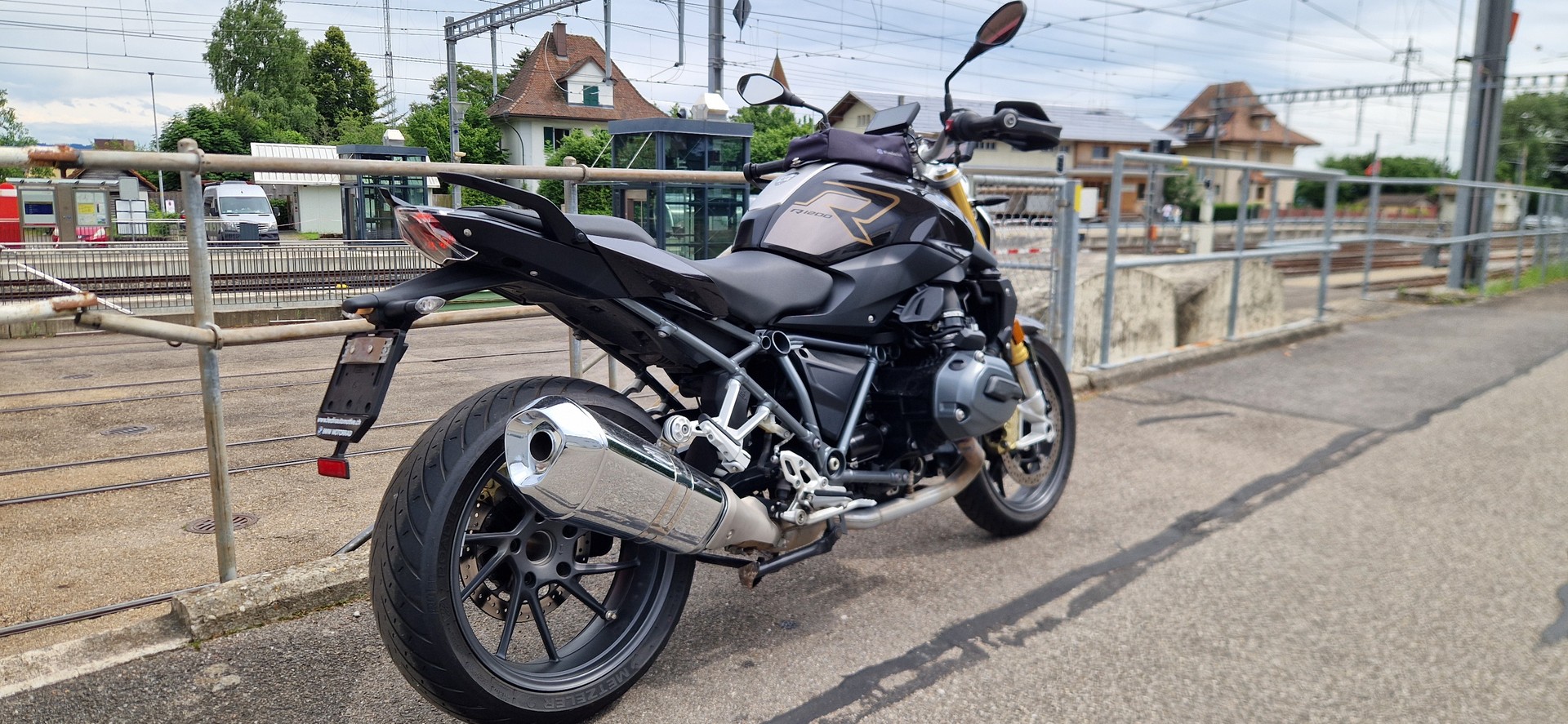 BMW R 1200 R ABS-showroom-element-2