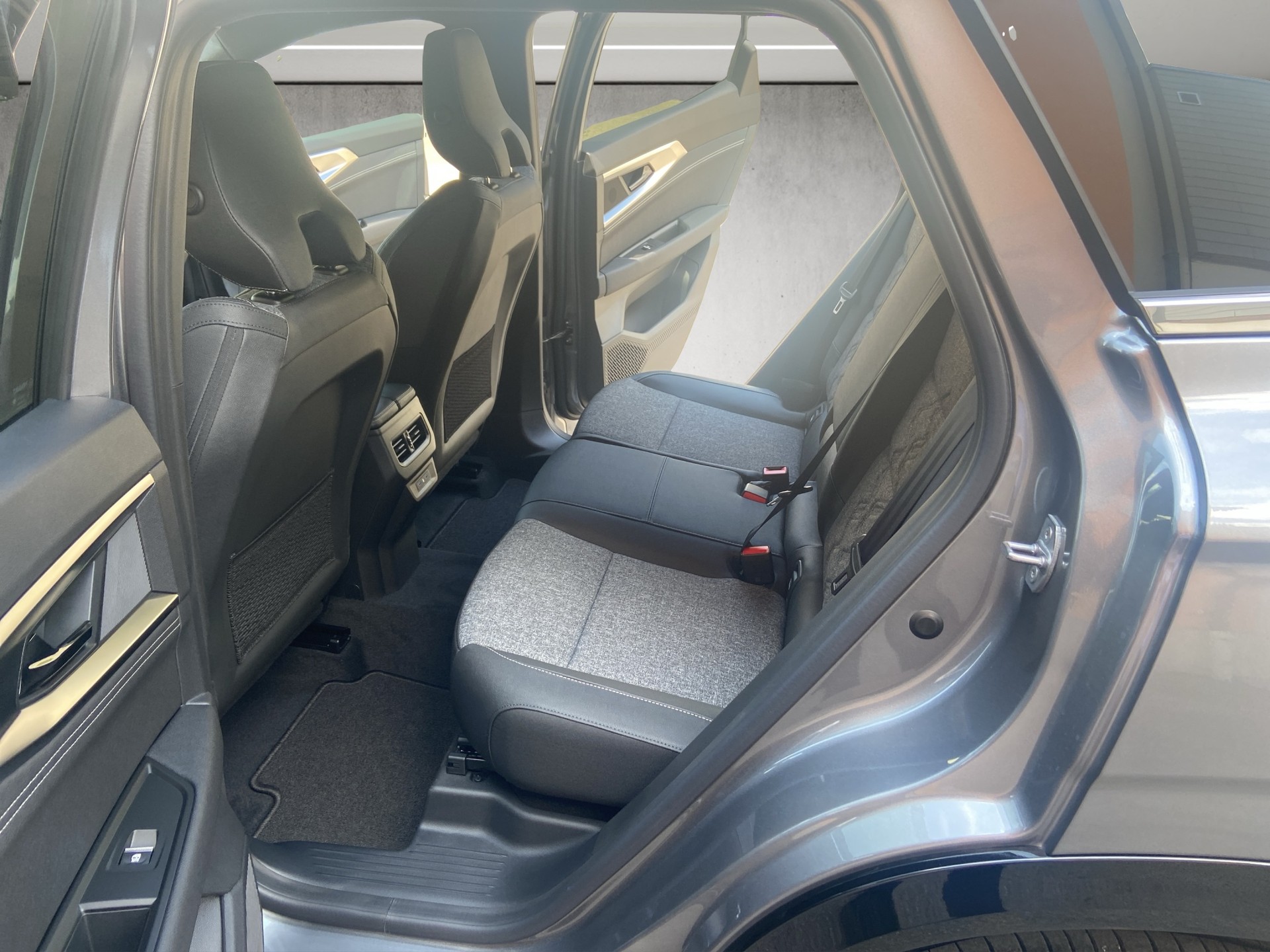 RENAULT Austral 1.3 MHEV 160 Techno A-image-9