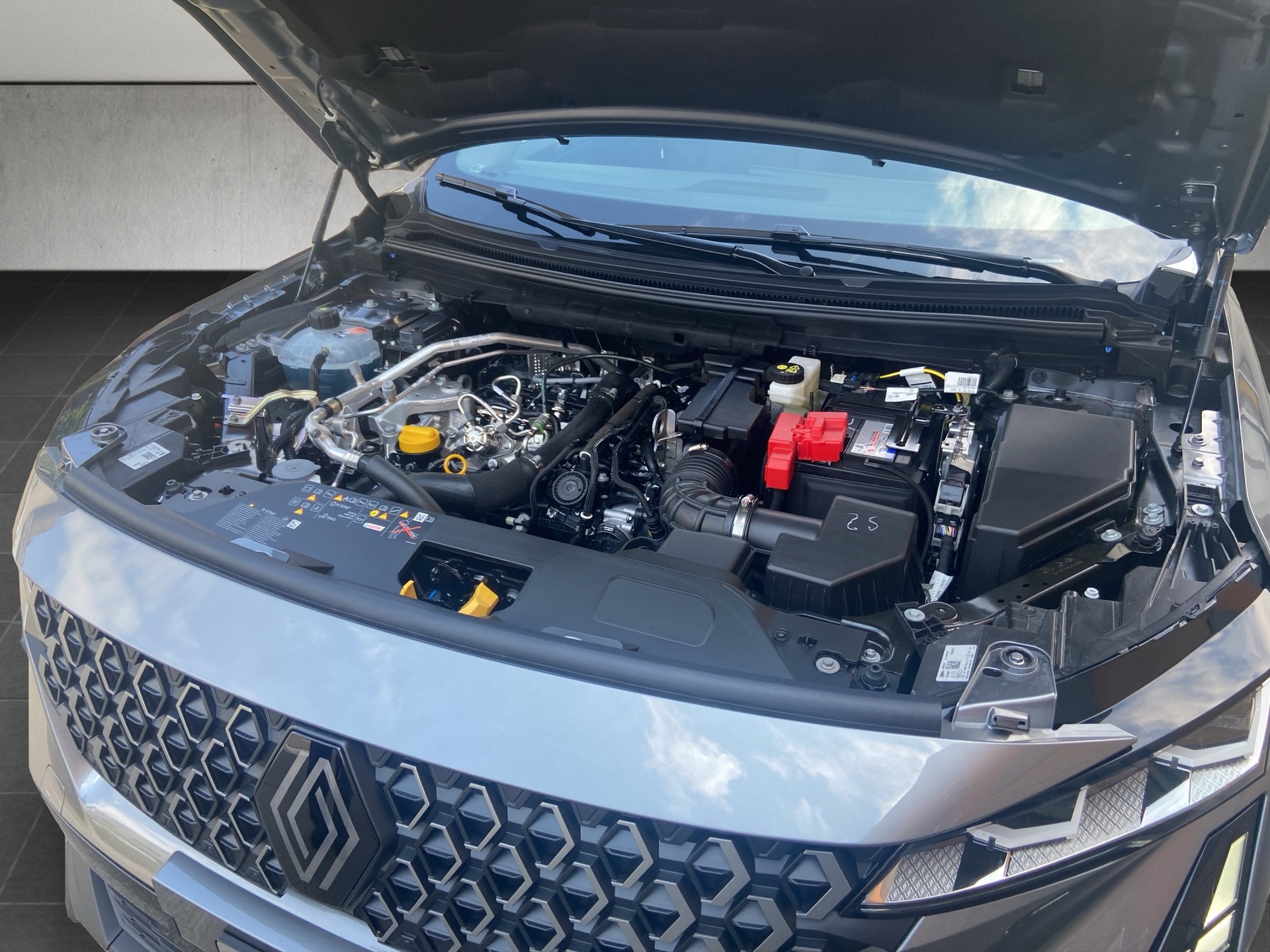 RENAULT Austral 1.3 MHEV 160 Techno A-image-13