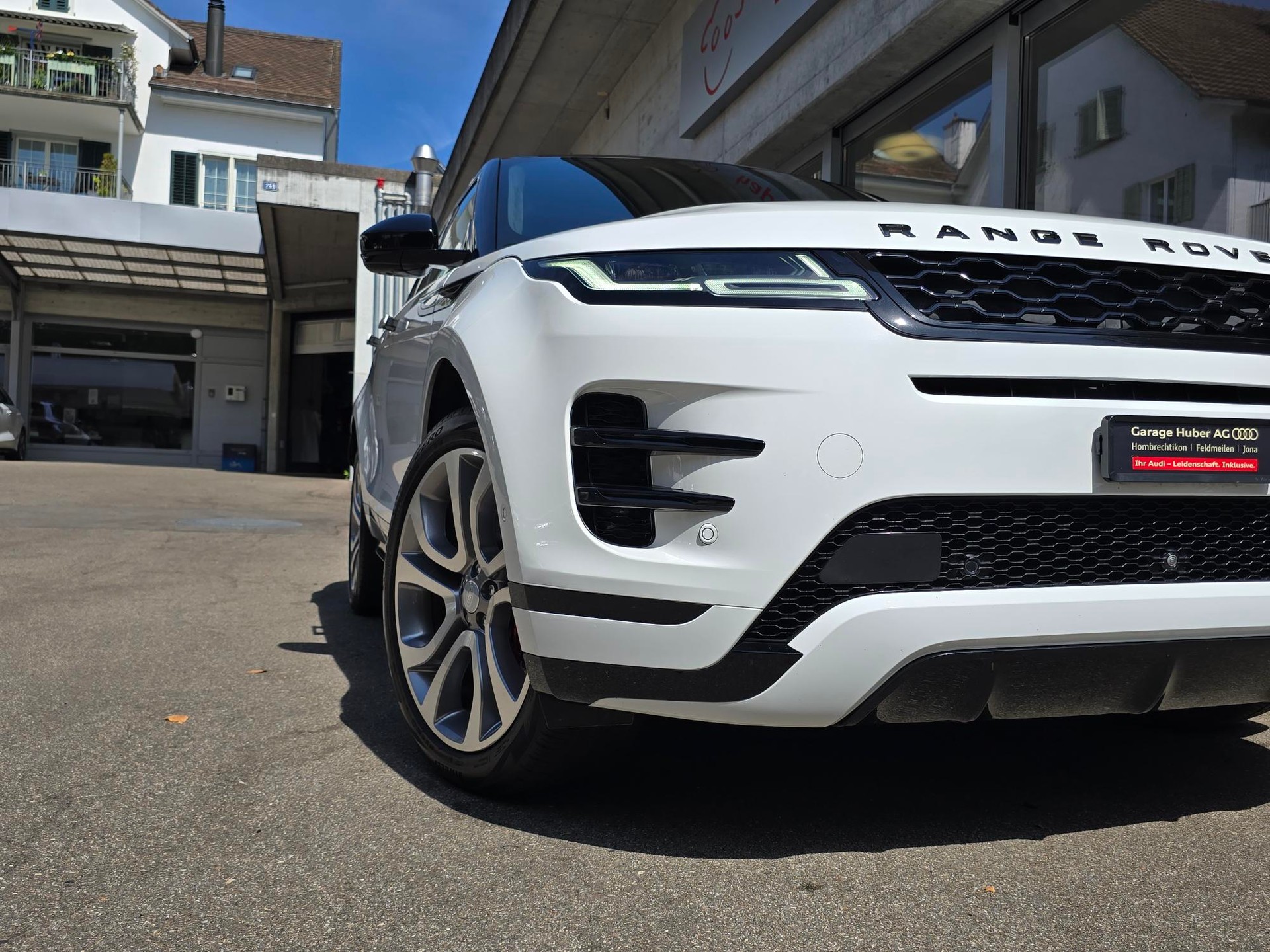 LAND ROVER Range Rover Evoque R-Dynamic P 250 AB AT9-image-16