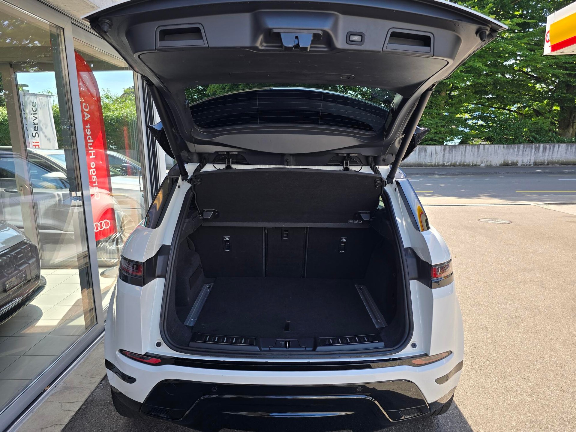 LAND ROVER Range Rover Evoque R-Dynamic P 250 AB AT9-image-9