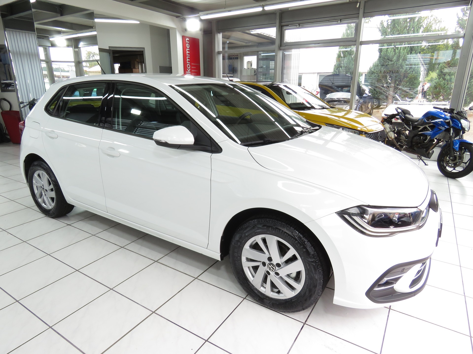 VW Polo 1.0 TSI Style DSG (Automat)-showroom-element-2