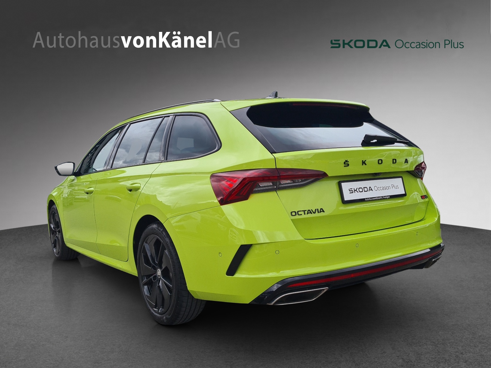 SKODA Octavia Combi 2.0 TSI DSG RS-image-2
