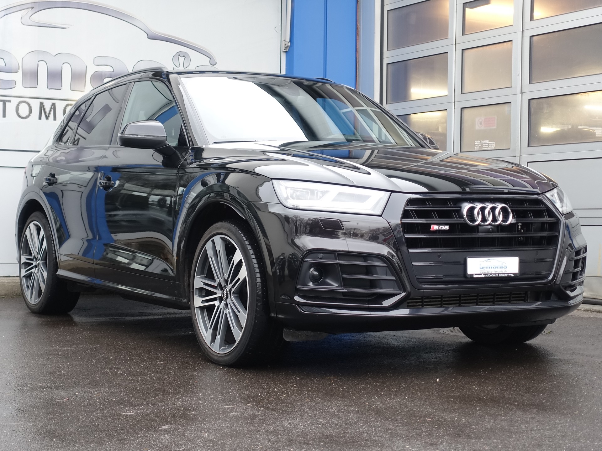 AUDI SQ5 TDI quattro tiptronic-image-0