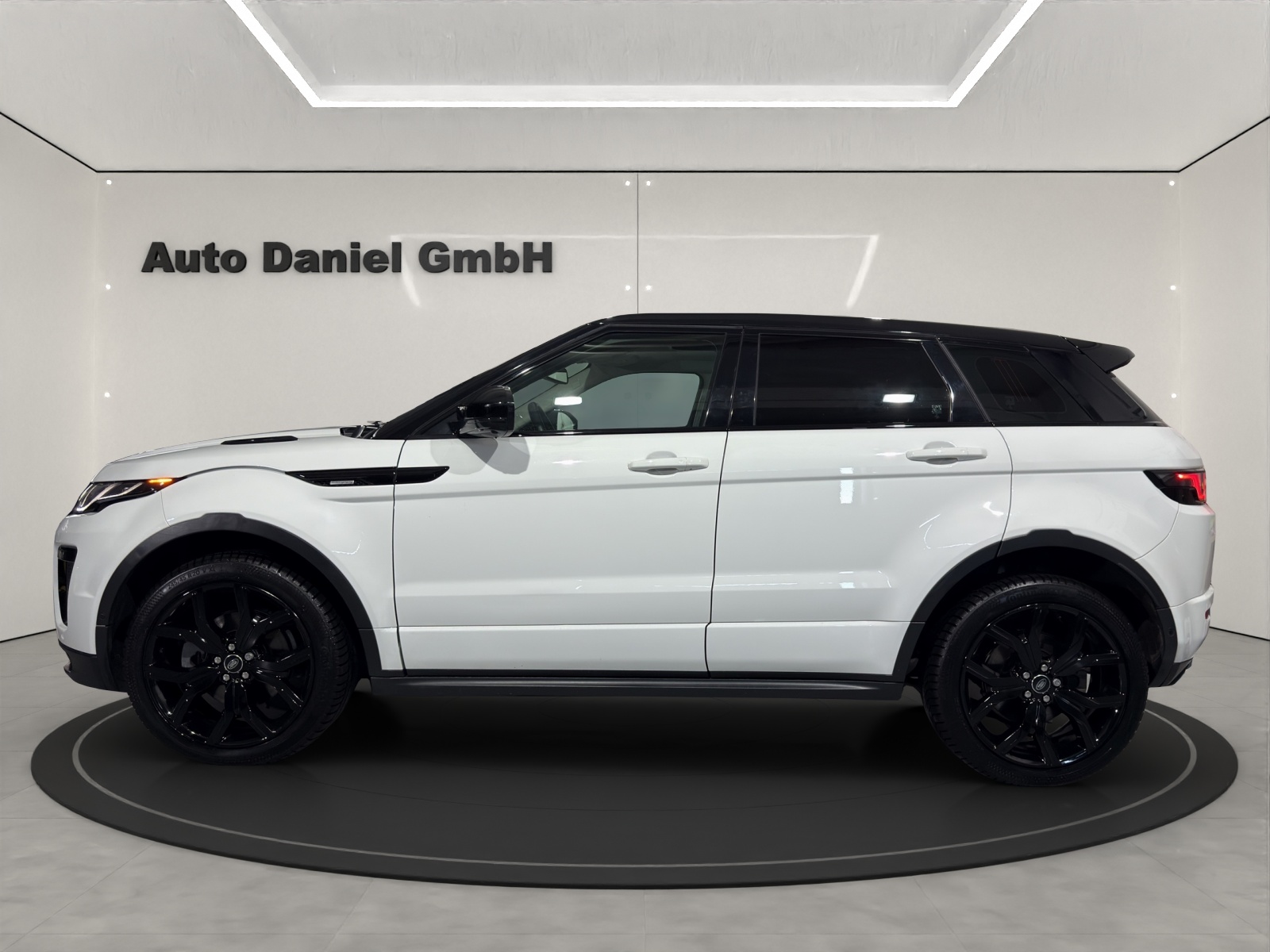 LAND ROVER Range Rover Evoque 2.0 Si4 Autobiography AT9-image-9