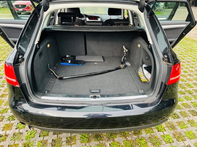 AUDI A4 Avant 1.8 TFSI multitronic-image-14