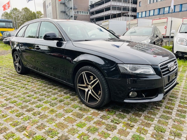 AUDI A4 Avant 1.8 TFSI multitronic-image-6