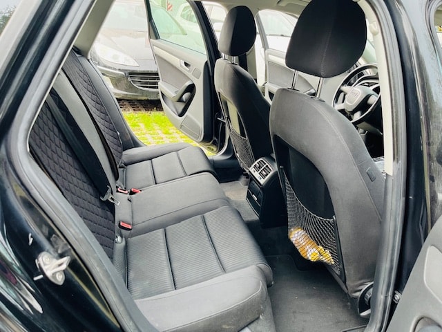 AUDI A4 Avant 1.8 TFSI multitronic-image-11