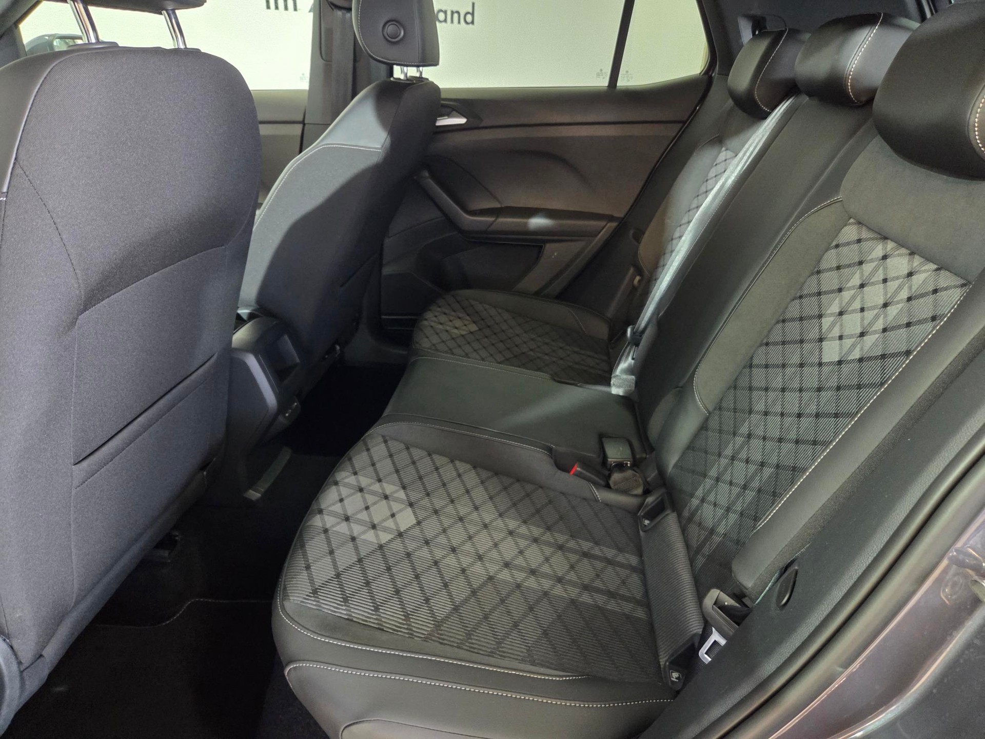 VW T-Cross 1.0 TSI EVO R-Line DSG-image-9