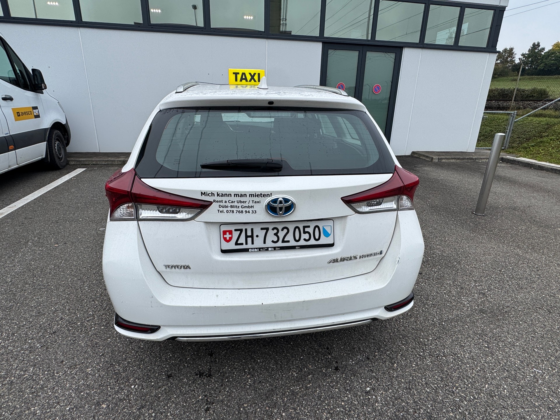 TOYOTA Auris Touring Sports 1.8 HSD Active e-CVT-image-6
