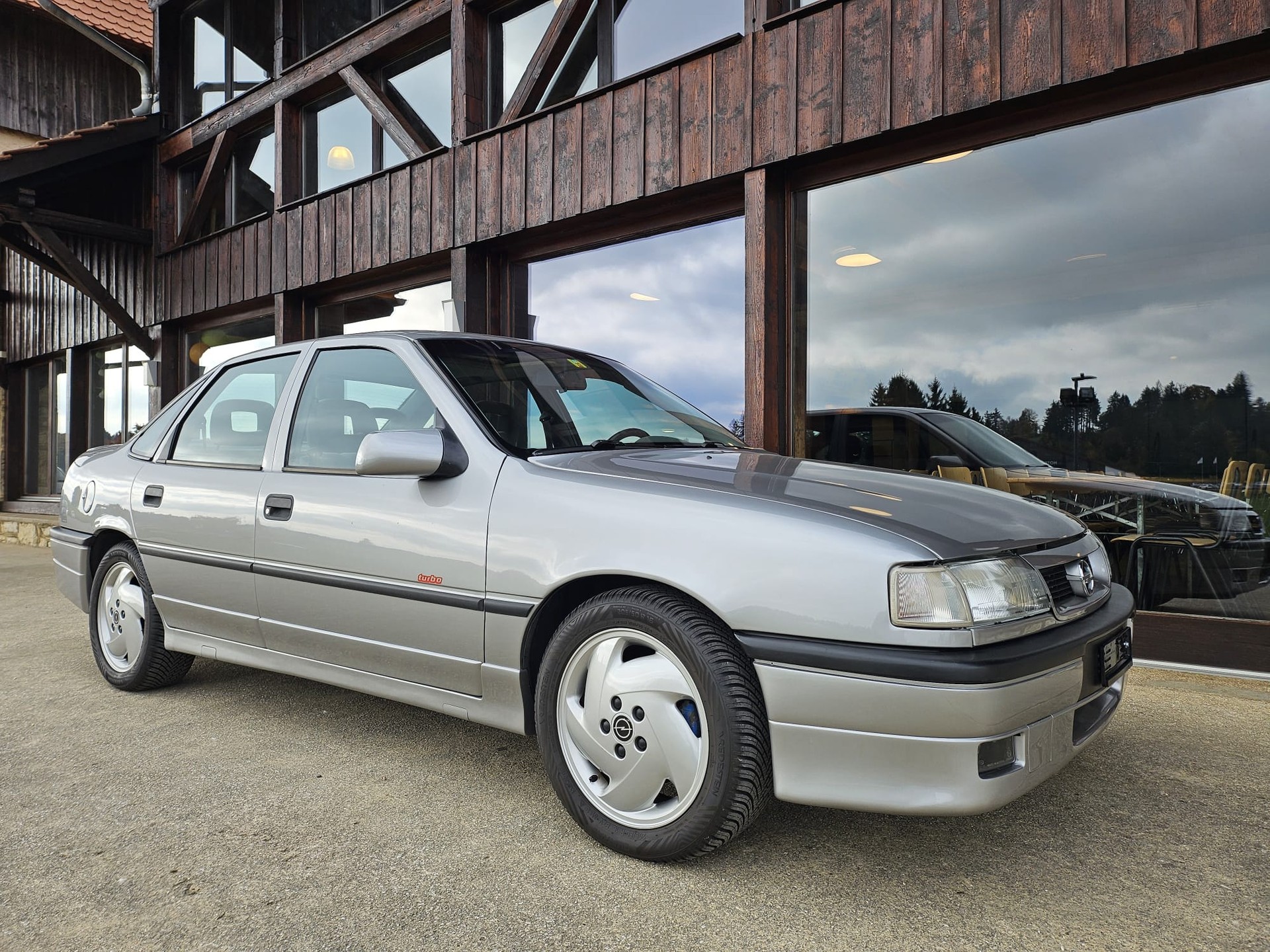 OPEL 2.0 i TURBO 4X4 SEHR GUTE ZUSTAND TRES BON ETAT-image-2
