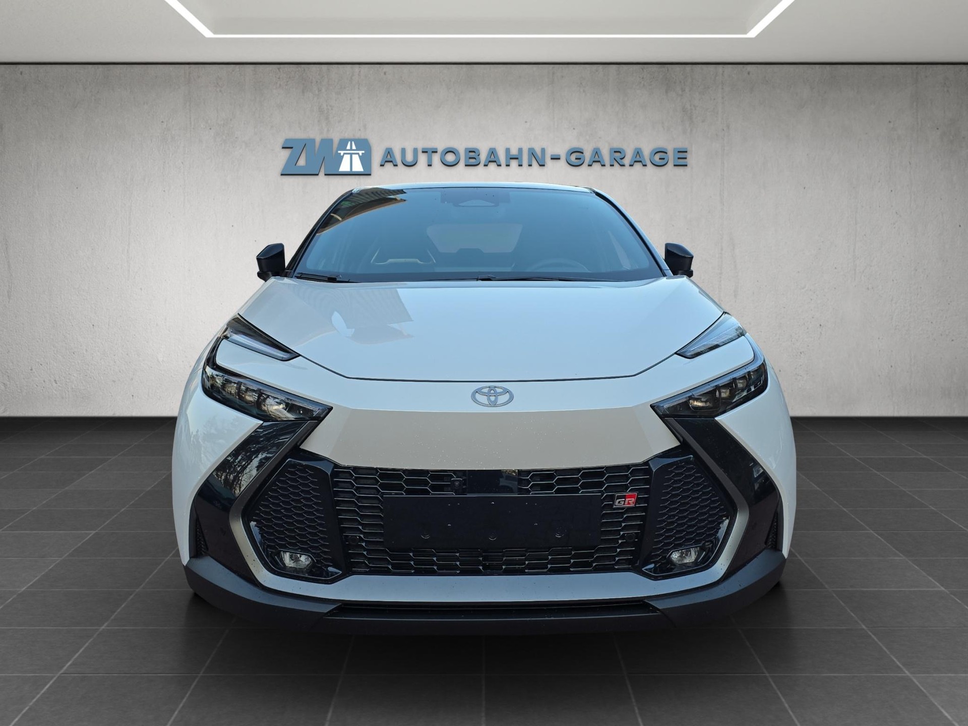 TOYOTA C-HR 2.0 HEV GR Sport Premiere 4x4-image-7