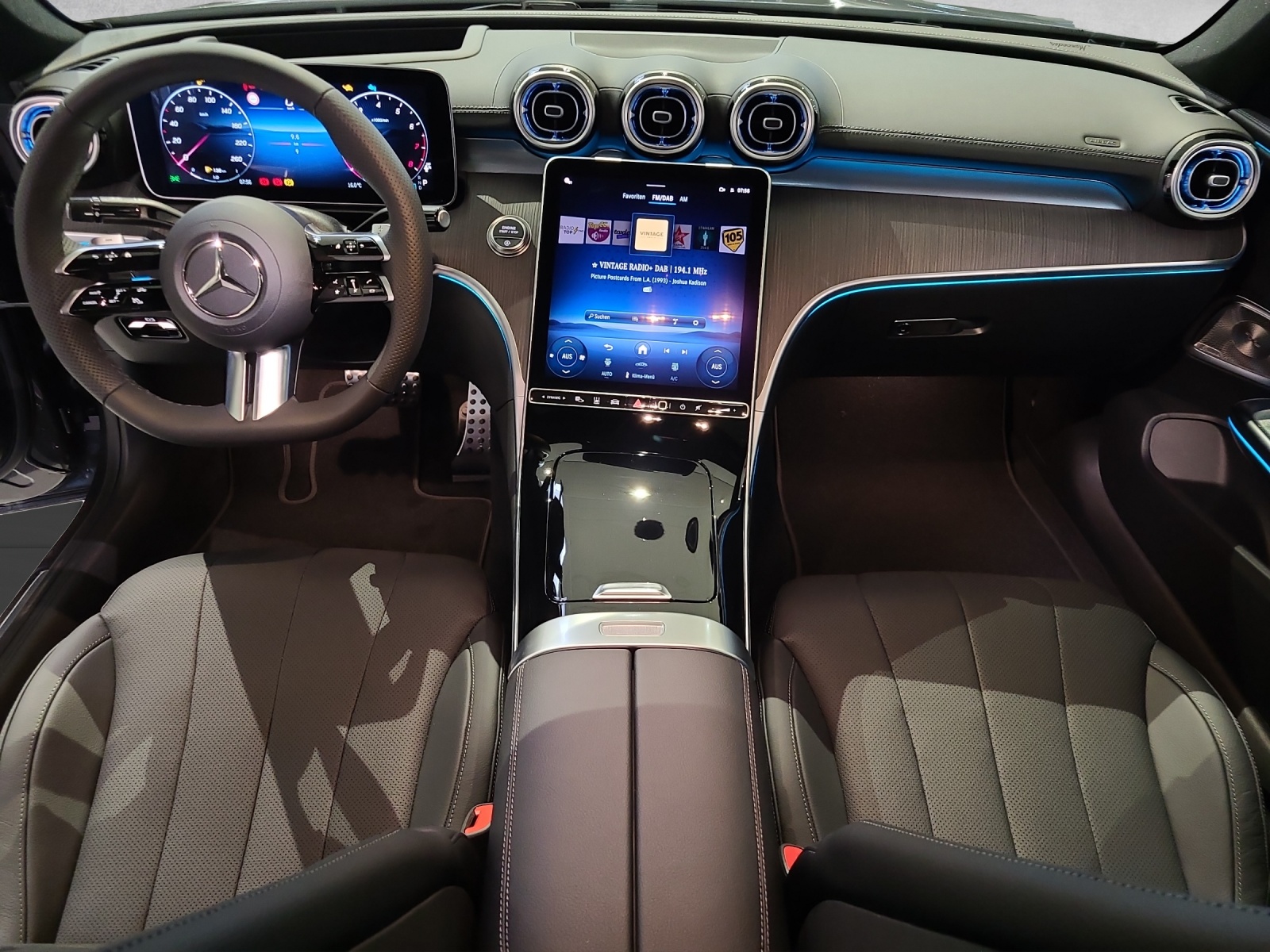 MERCEDES-BENZ CLE 300 Coupé 4Matic 9G-Tronic-image-11