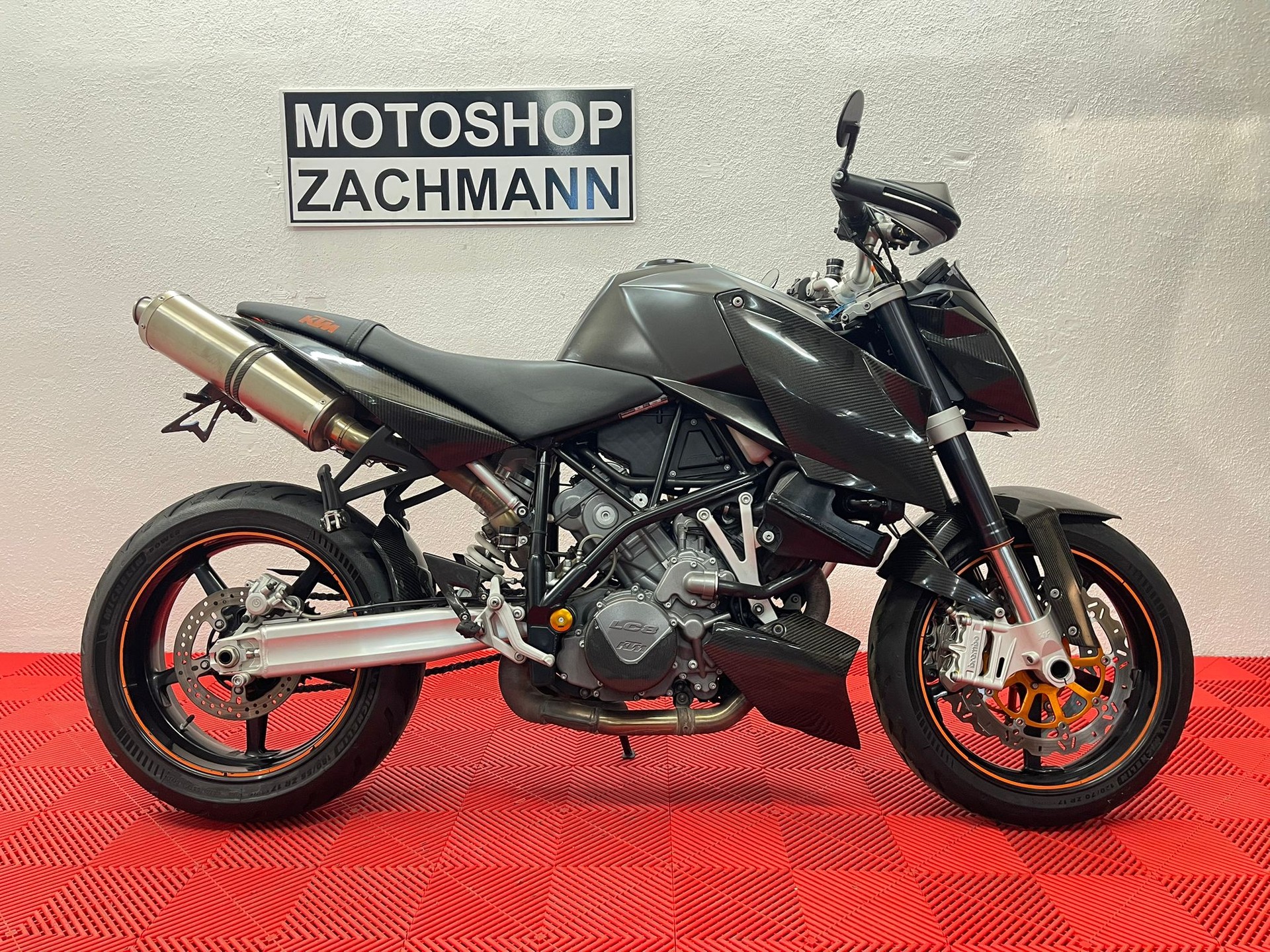 KTM 990 Super Duke