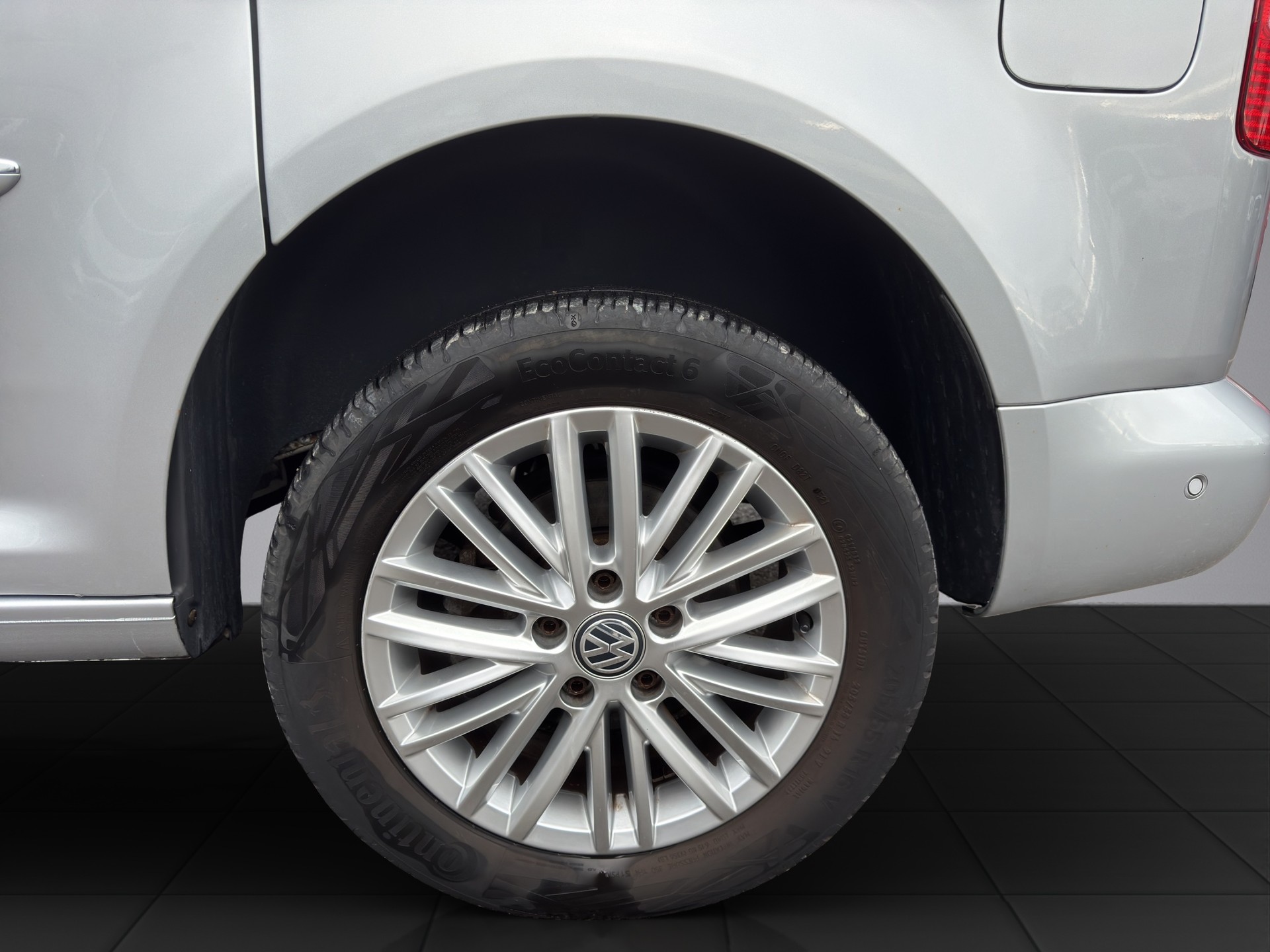 VW Caddy 1.2 TSI Trendline-image-4